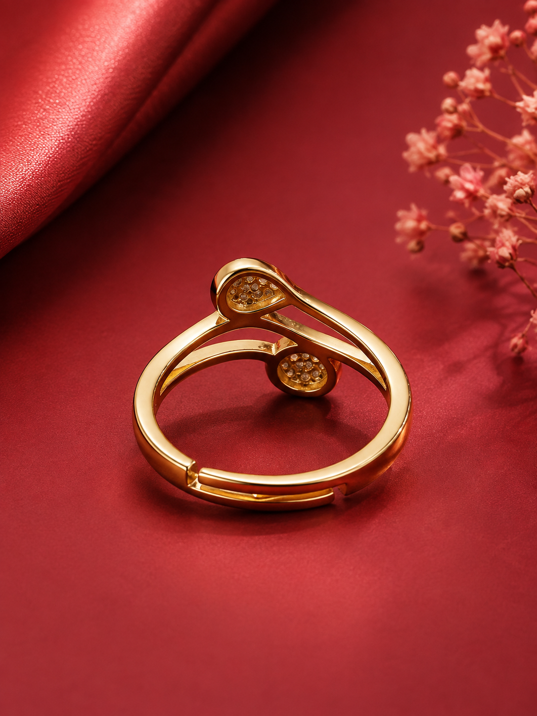 Loria Adjustable Ring