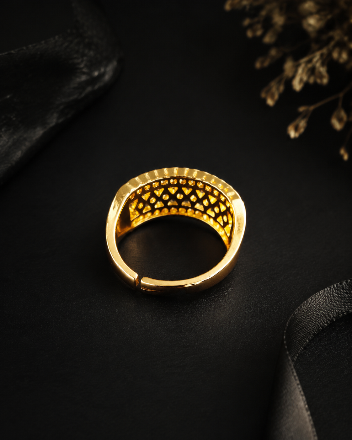 Norel Adjustable Ring