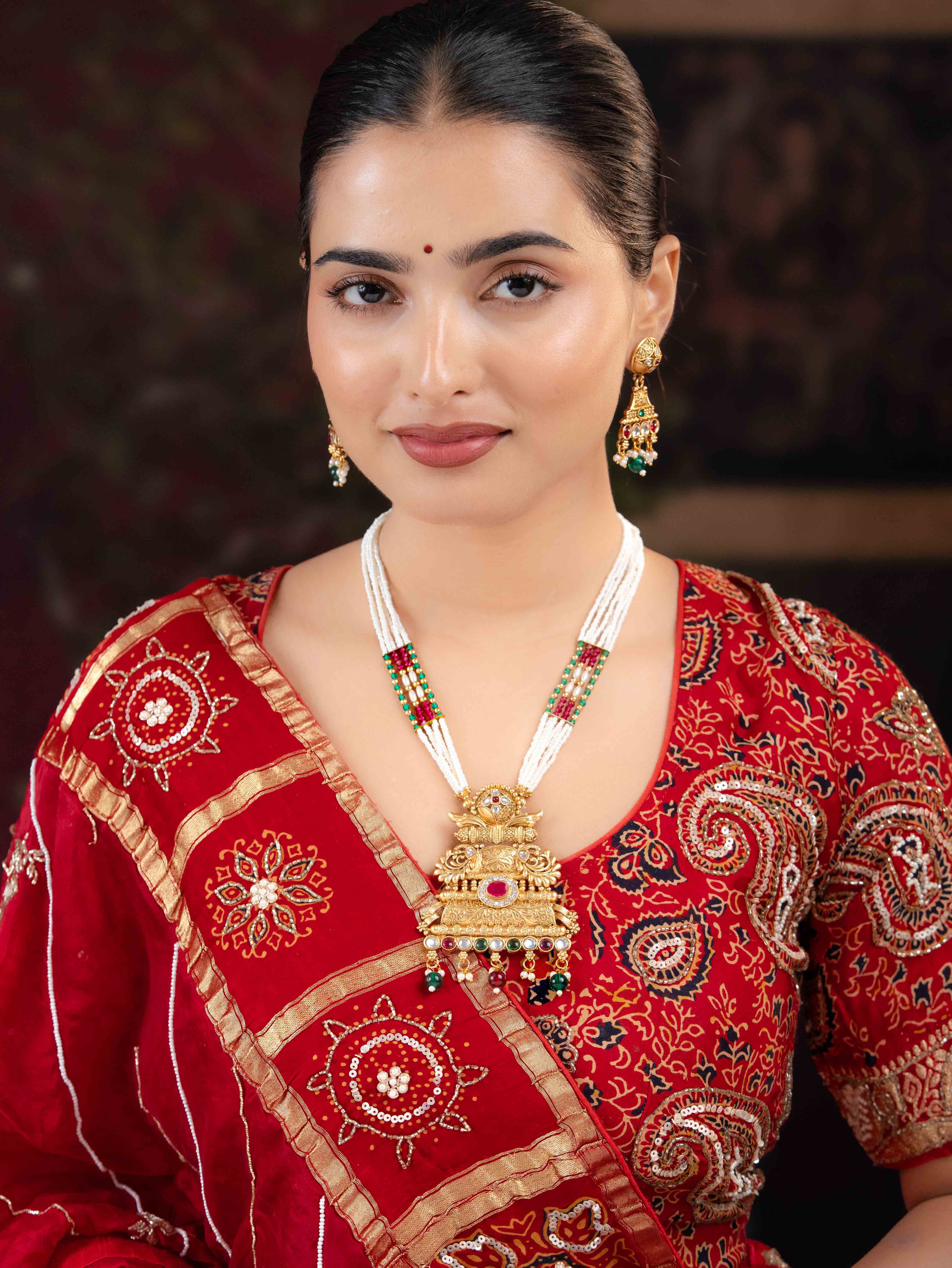 Bhakti Necklace Set