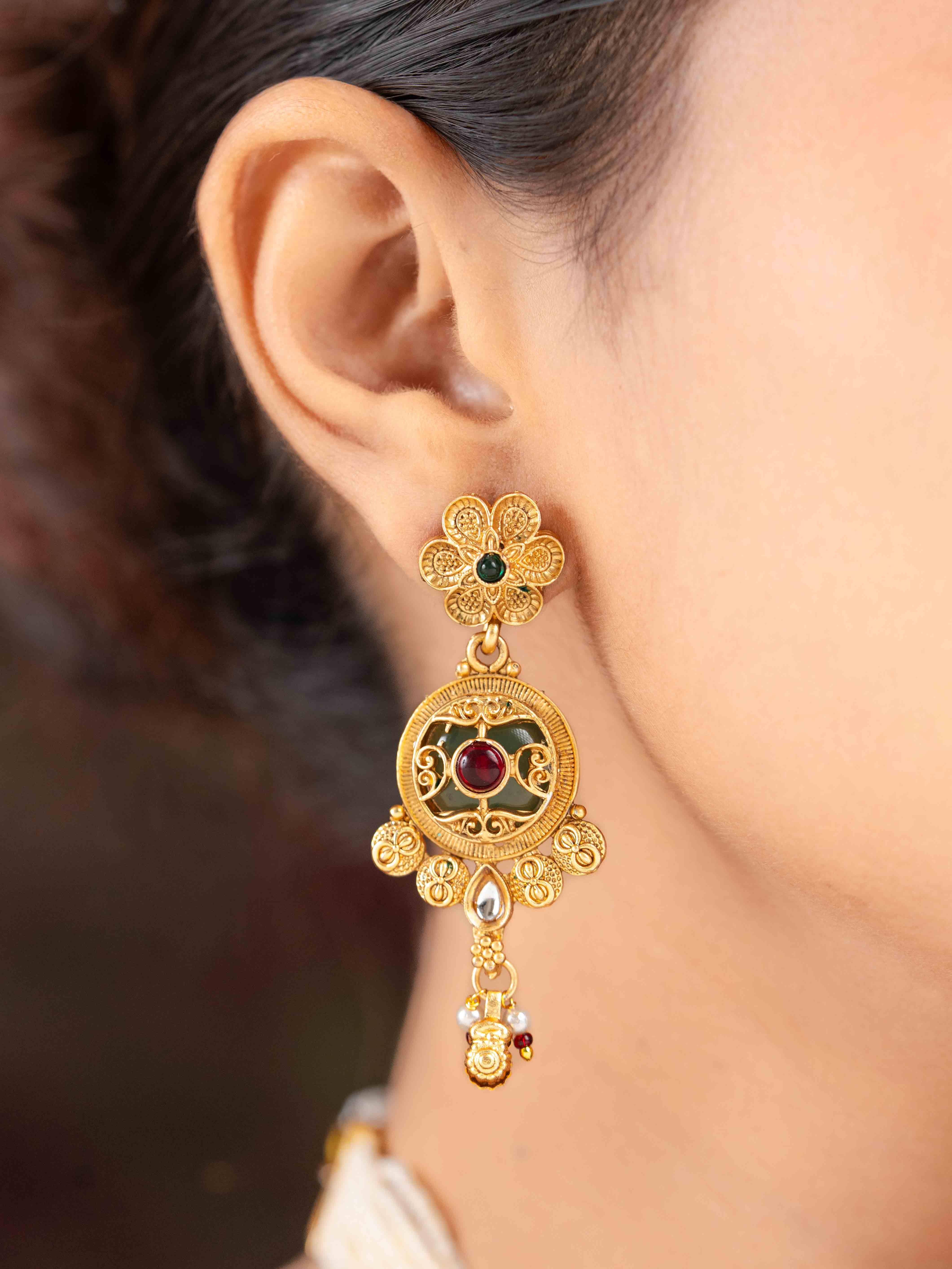 Kesar Necklace Set