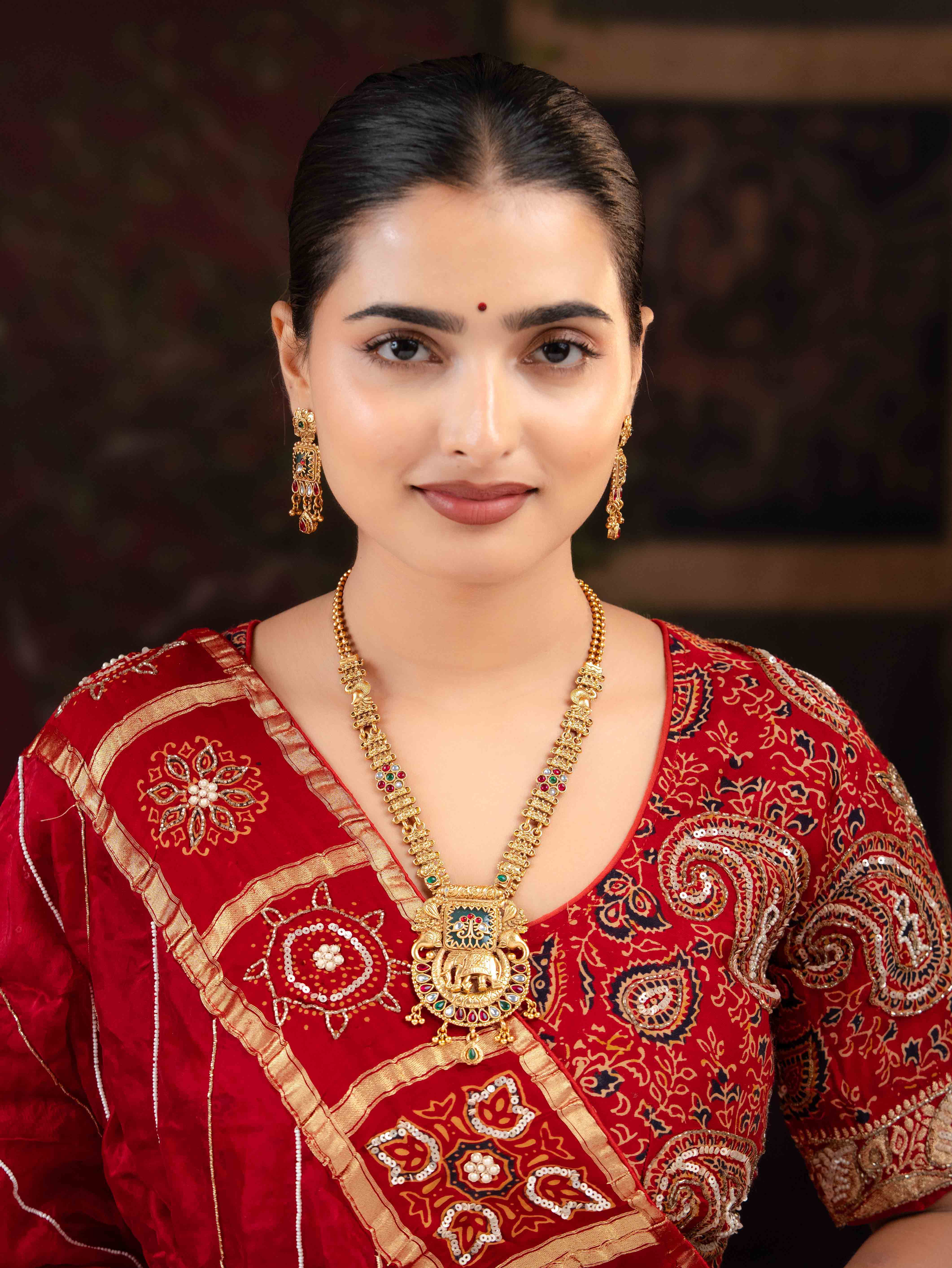 Shivani Necklace Set