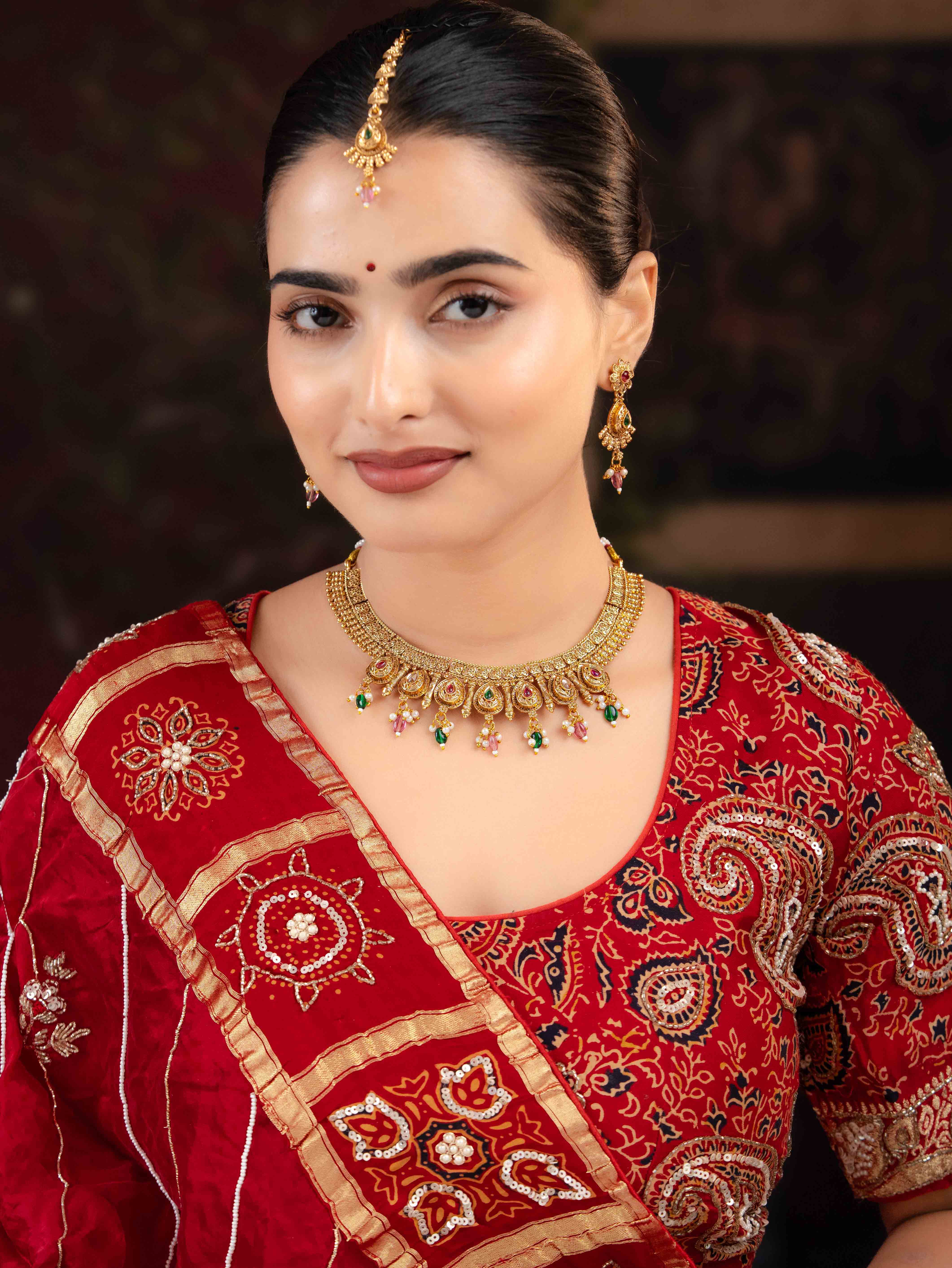 Meera  Necklace Set