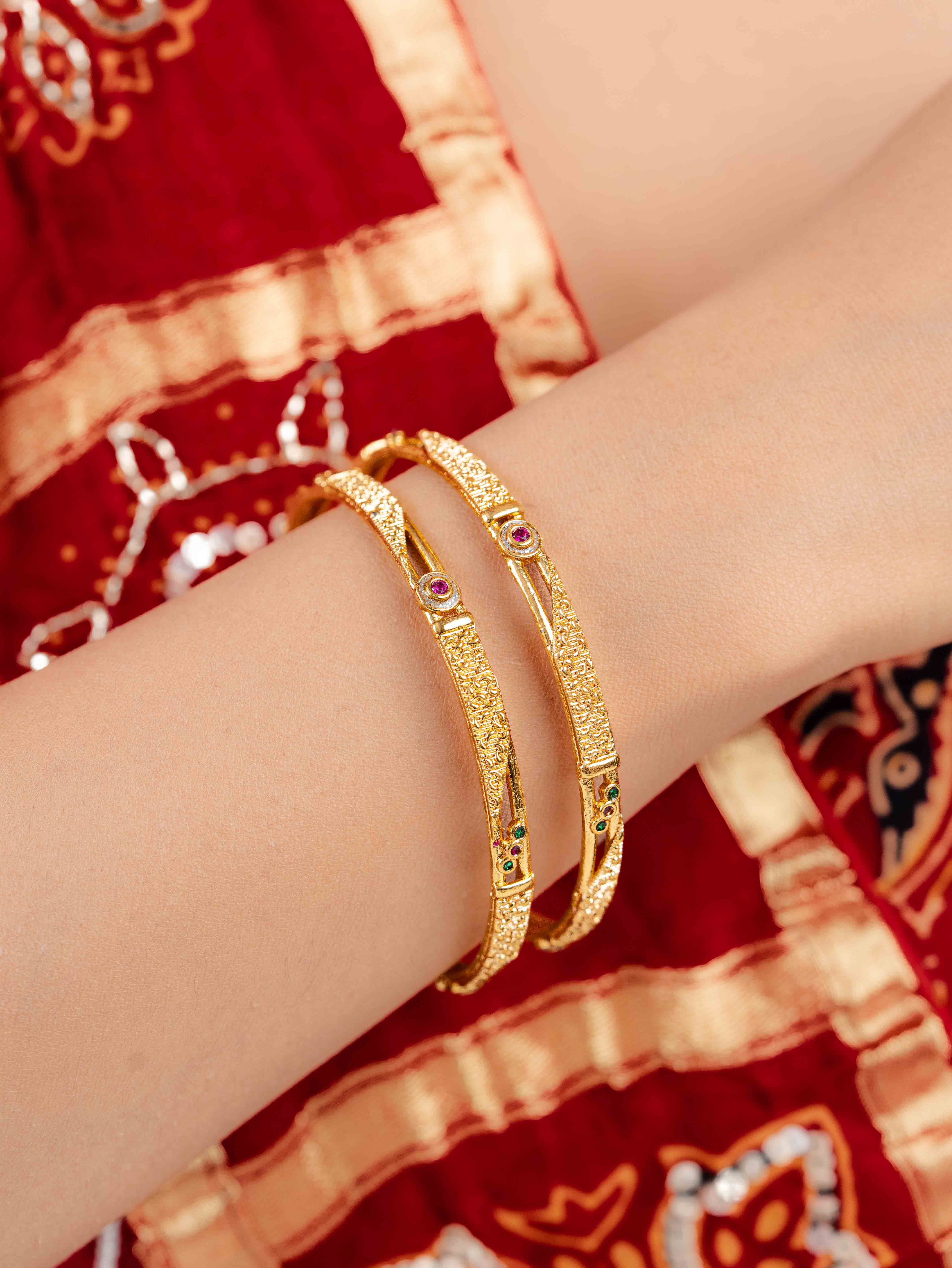 Mahira Bangle (Set of 2 )