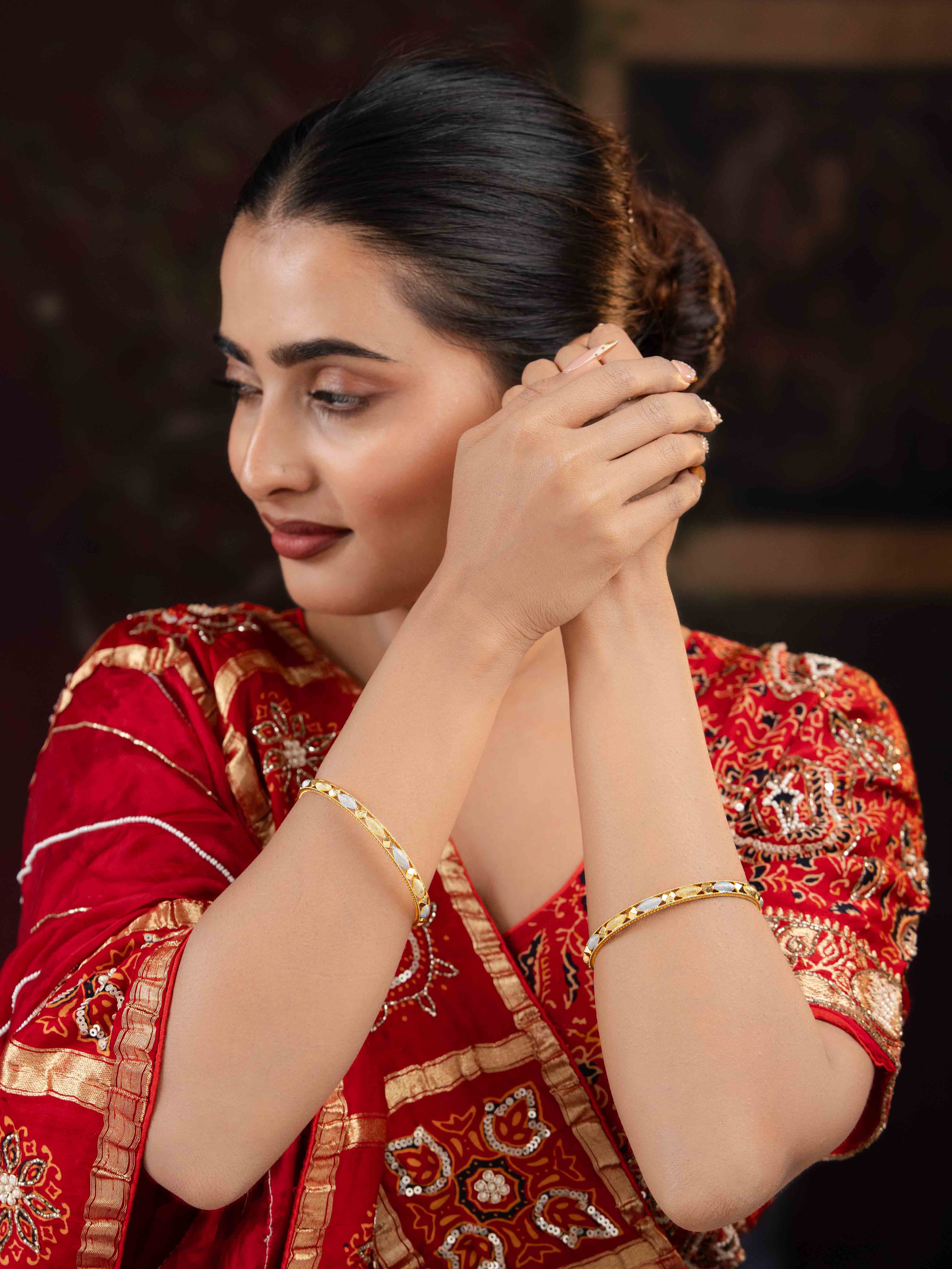 Yuvika Bangle (Set Of 2)