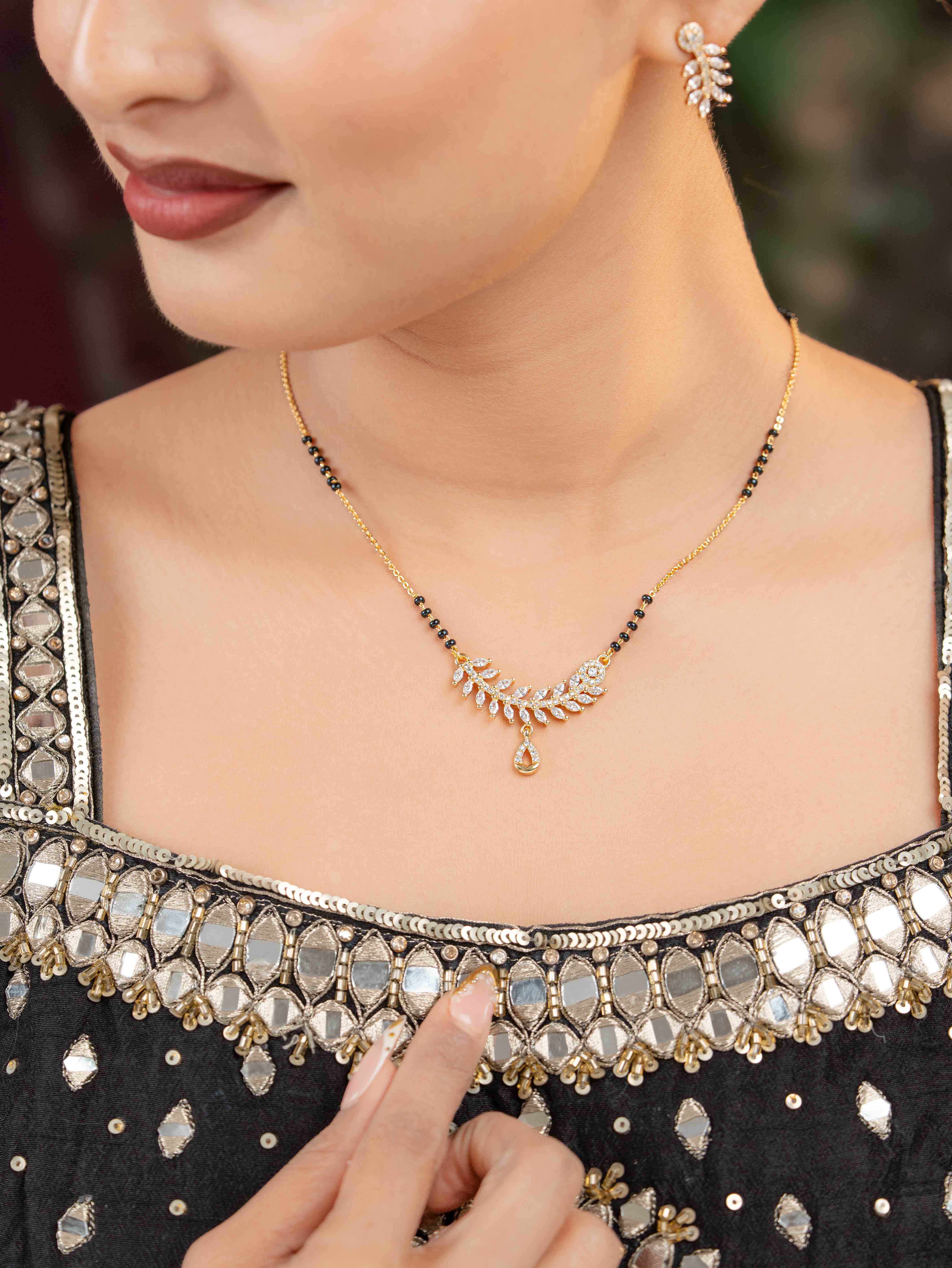 Archi Mangalsutra with Earrings