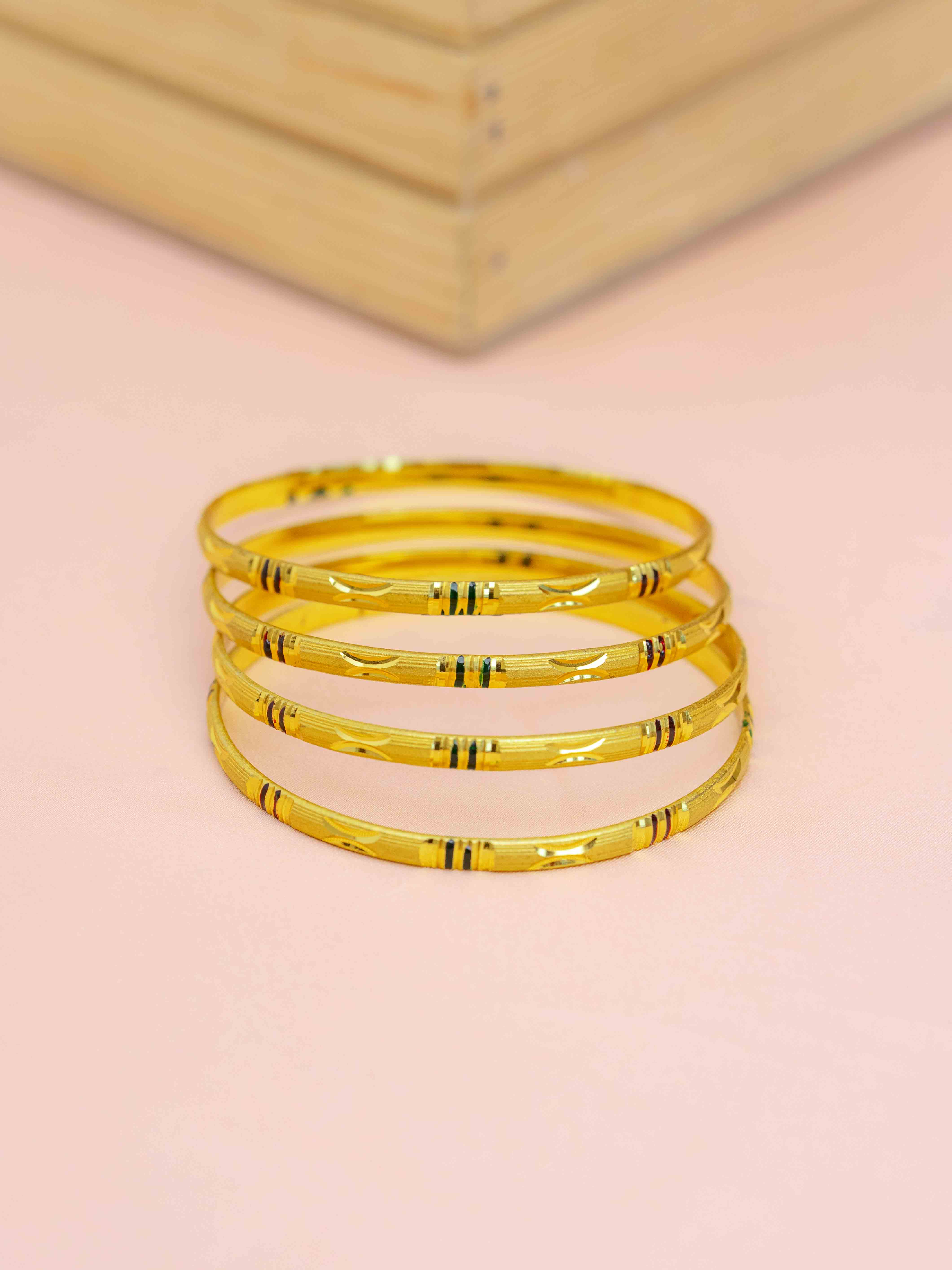 Kanishka Bangle (Set Of 4)