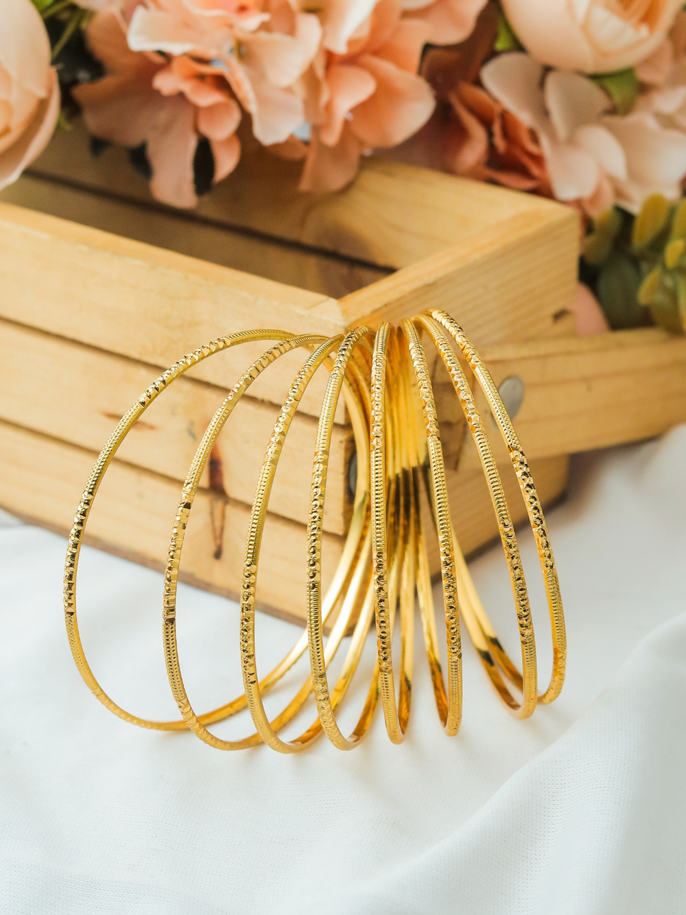 Prajkta Bangle. (Set of 8)