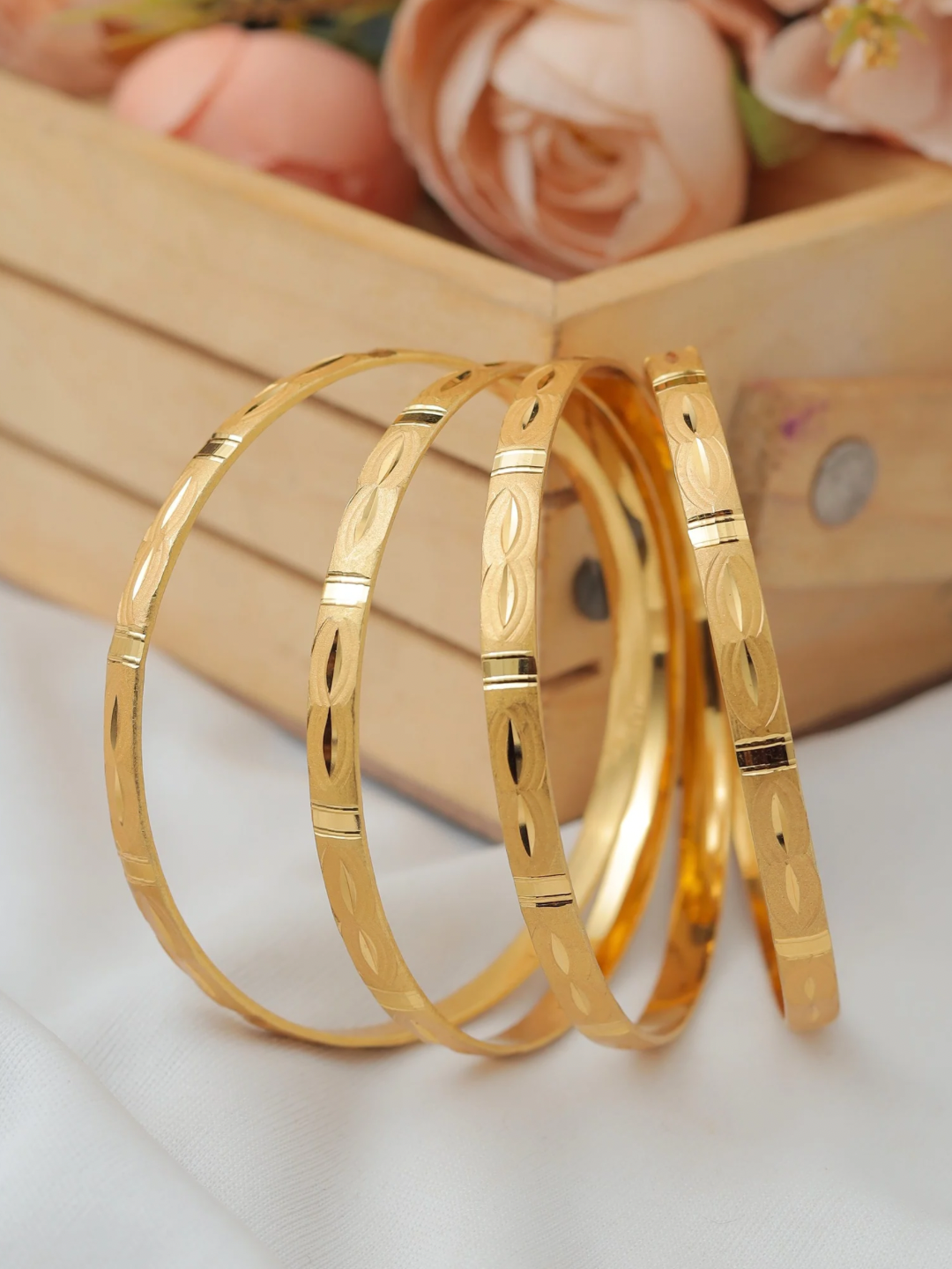 Tripti Bangle.  (Set of 4)