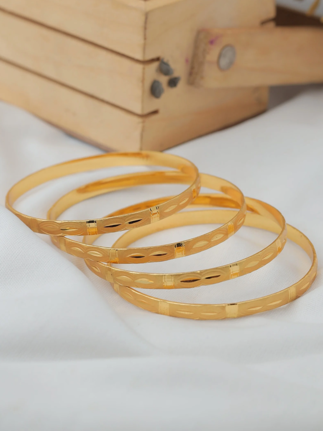 Tripti Bangle.  (Set of 4)