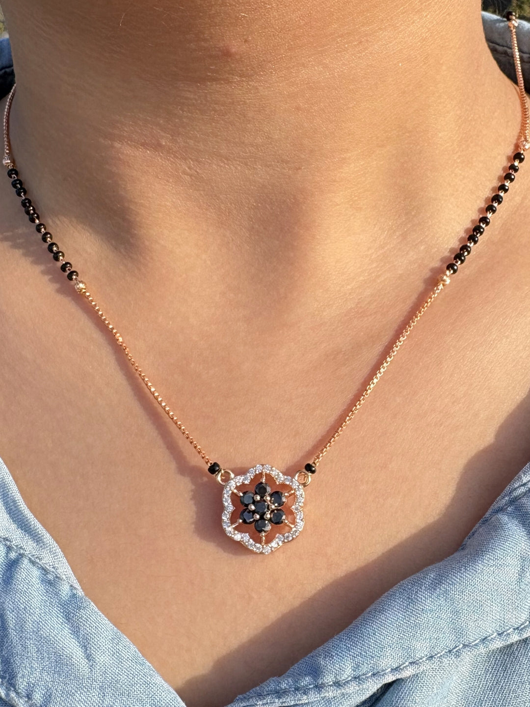 Solitaire Diamonds Flower Mangalsutra