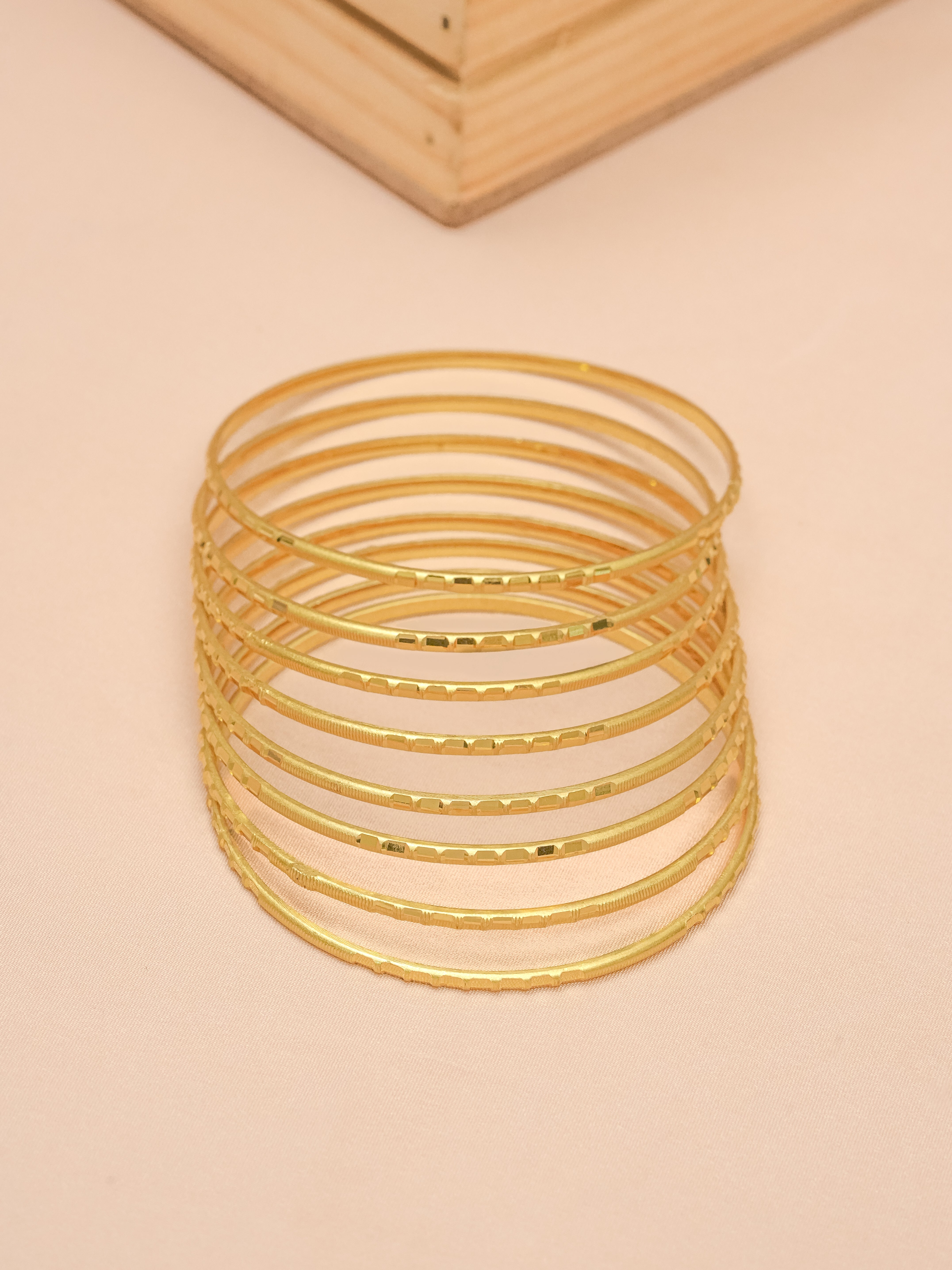 Rubina Bangle ( Set of 8 )