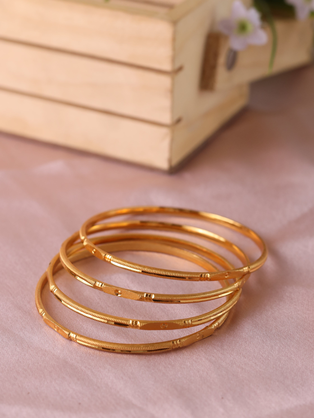 Ishika Bangle ( Set of 4)