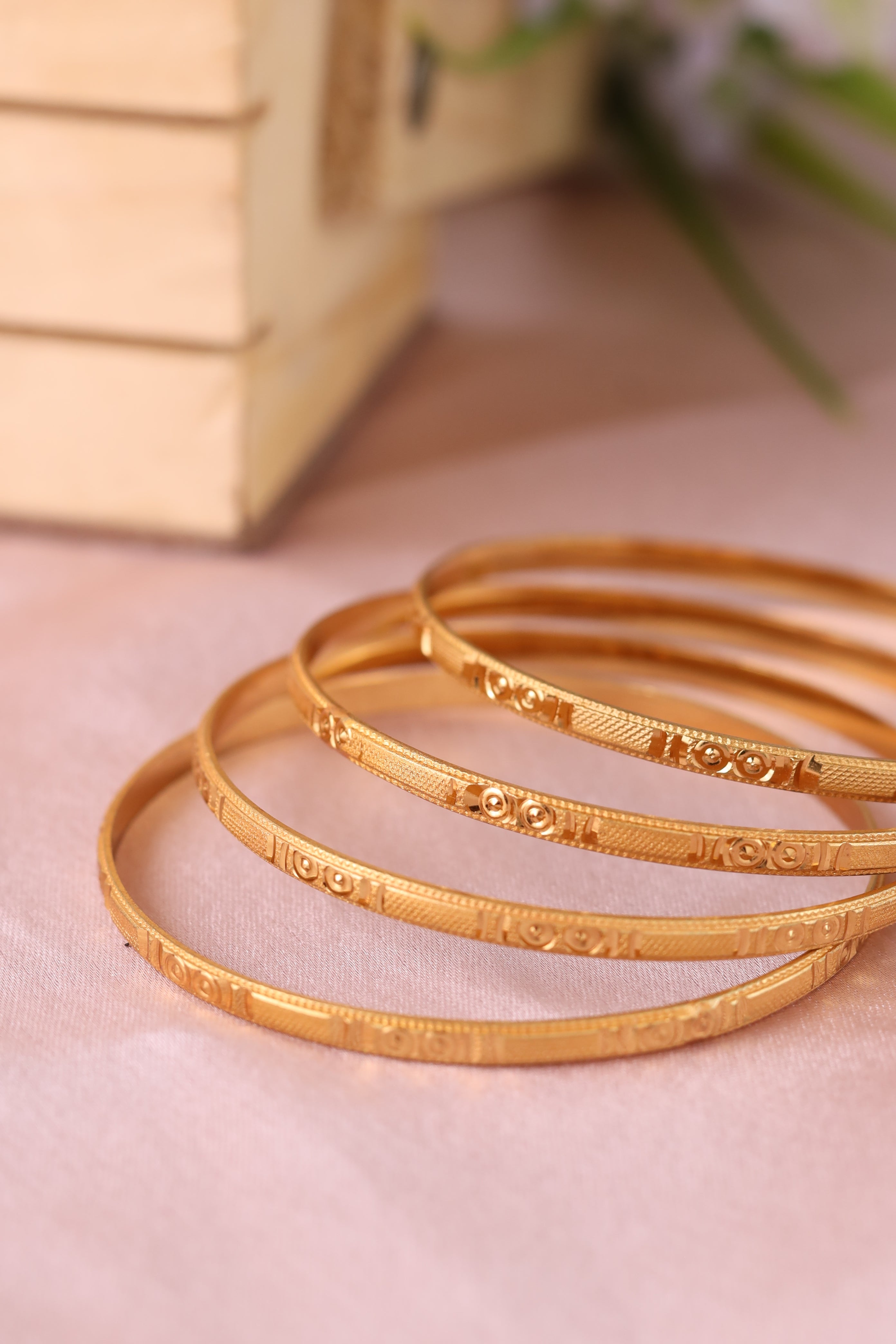 Jiya Bangle ( Set of 4 )