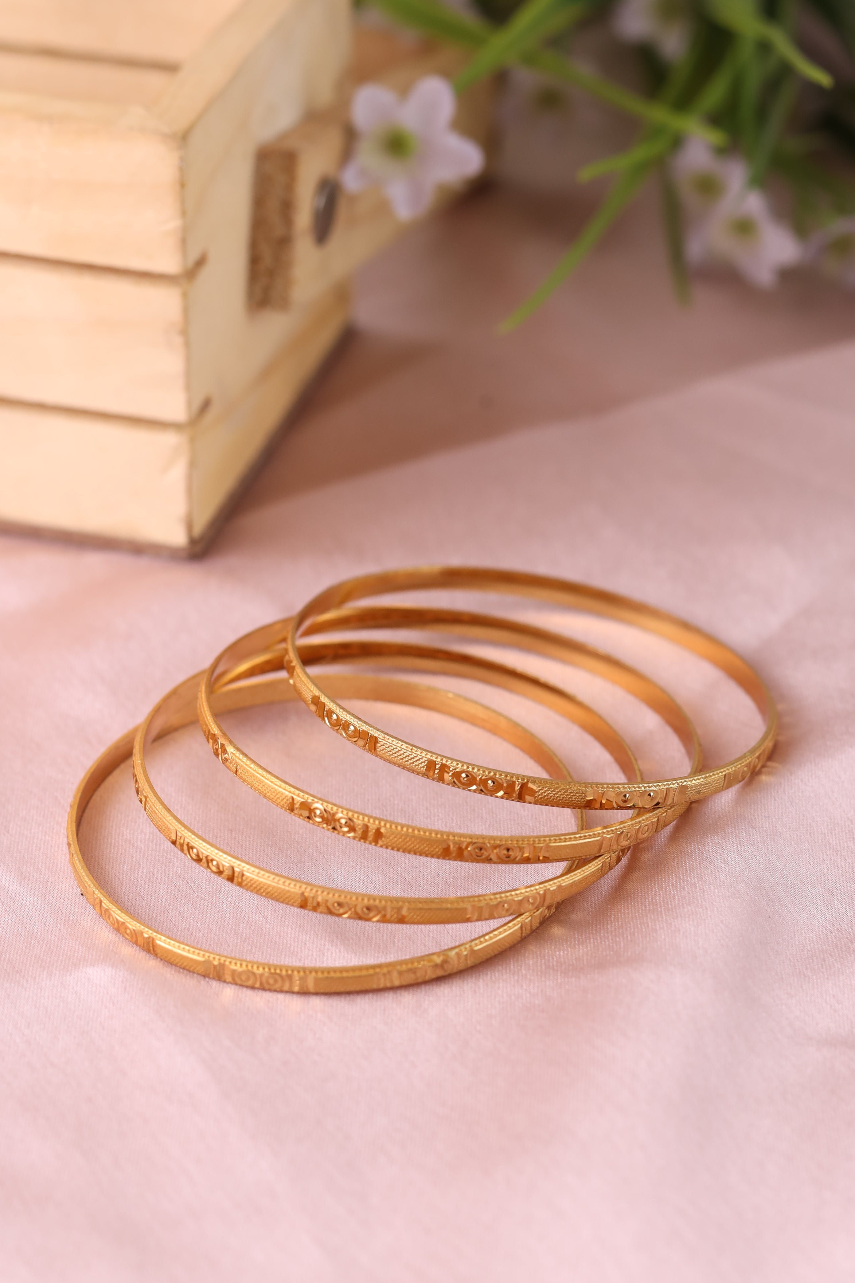 Jiya Bangle ( Set of 4 )