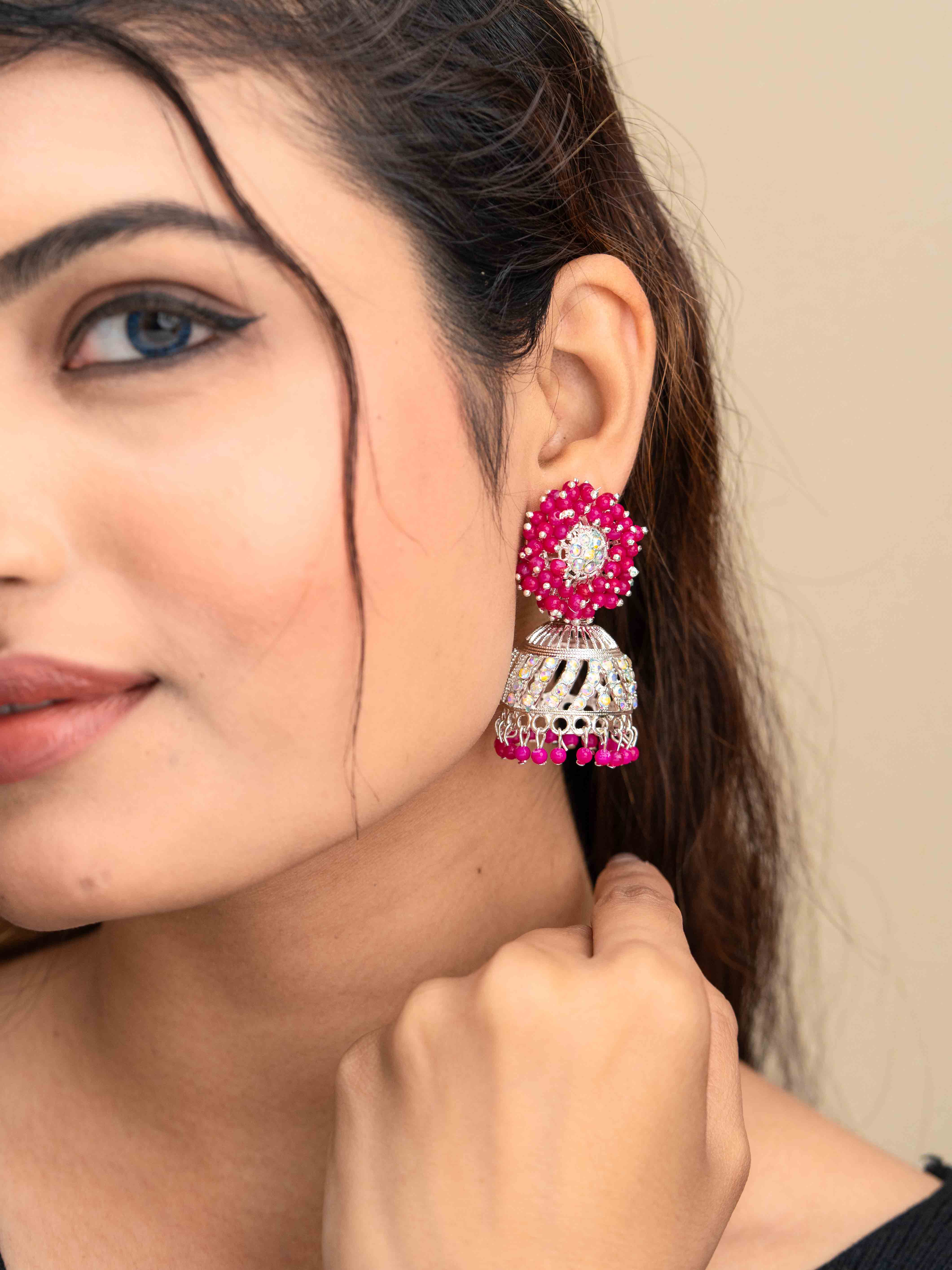 Kanvisha Jhumkas