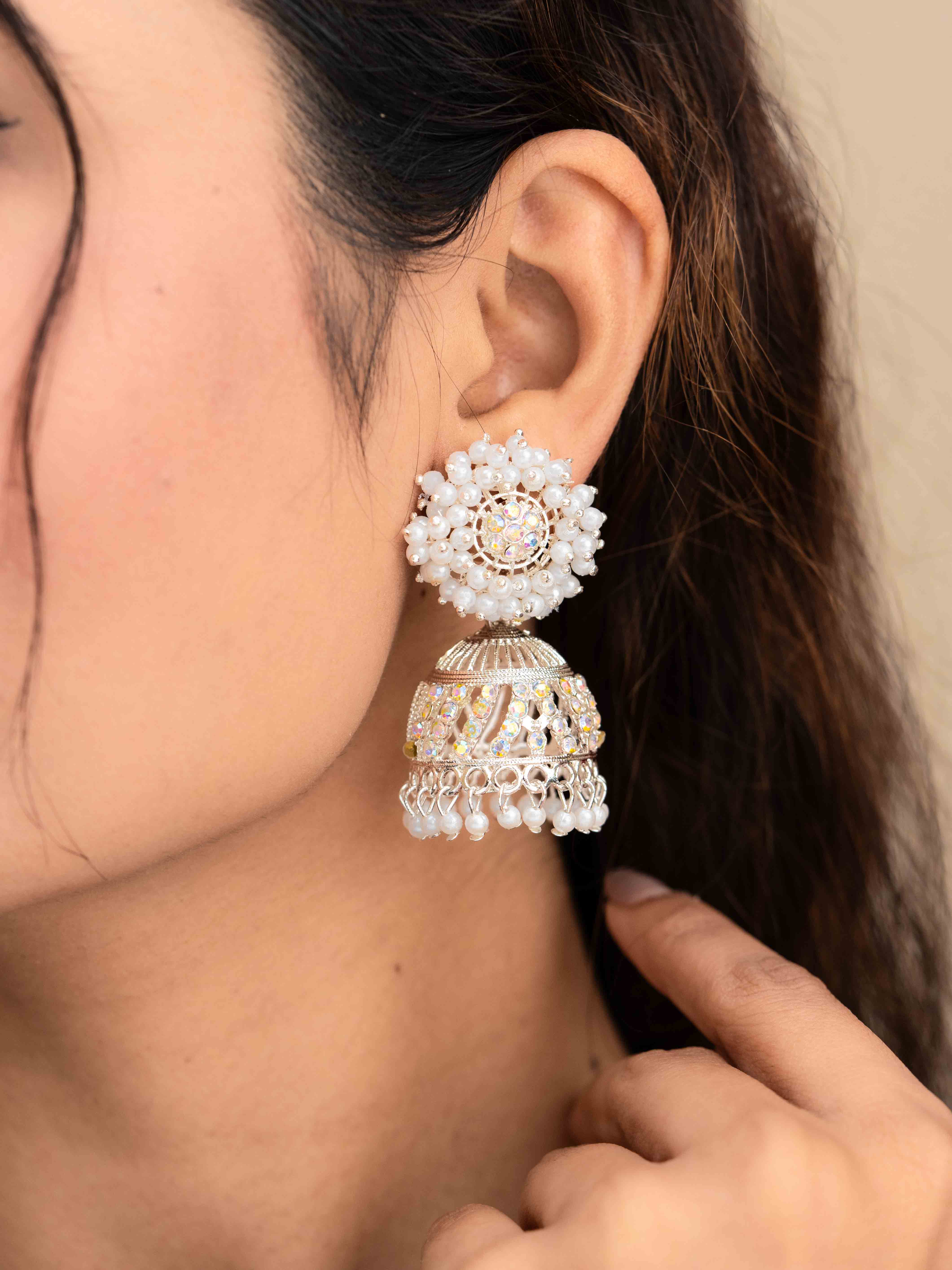 Kanvisha Jhumkas