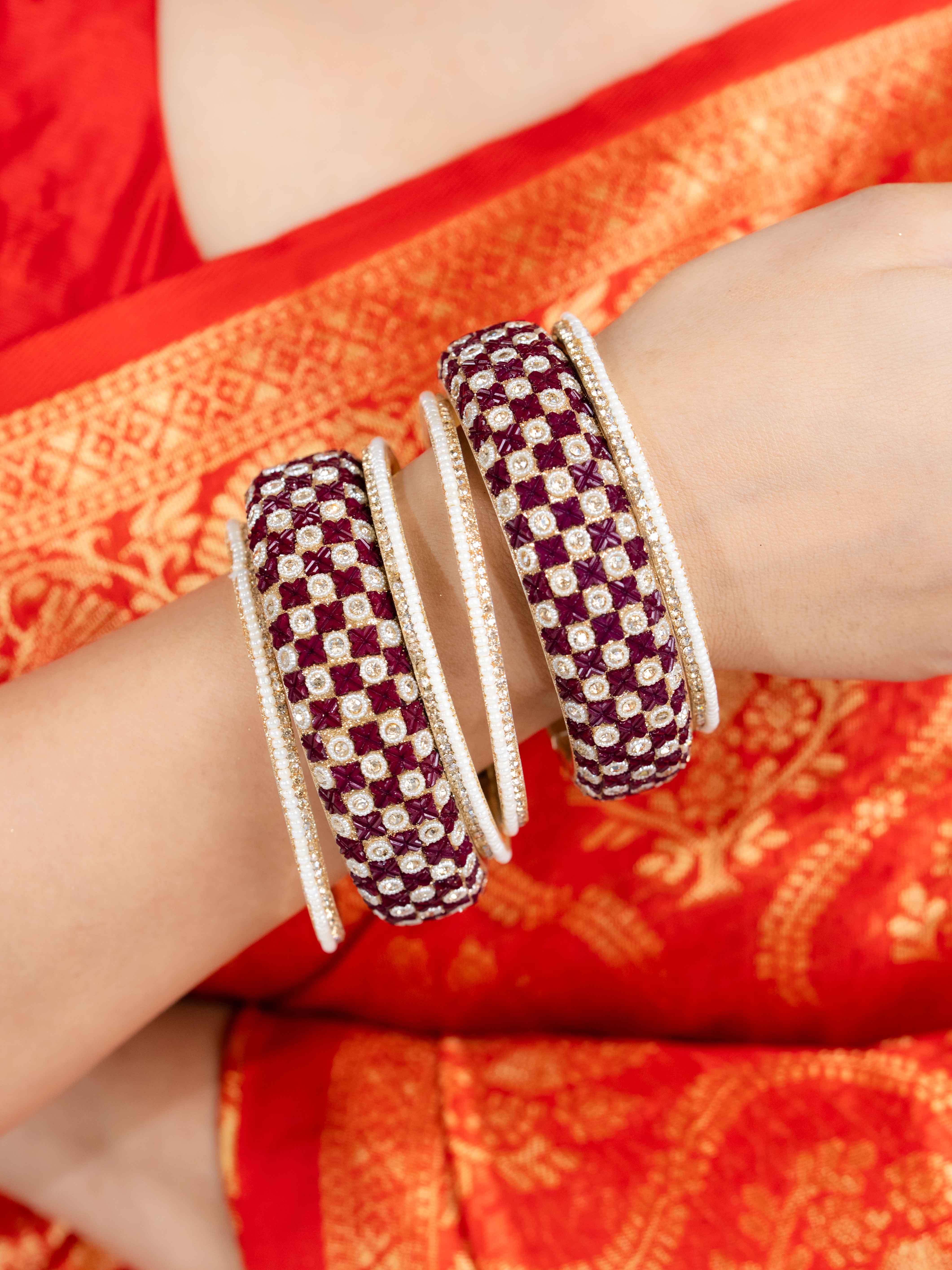 Noorvati Festive Bangles ( Set Of  6 )