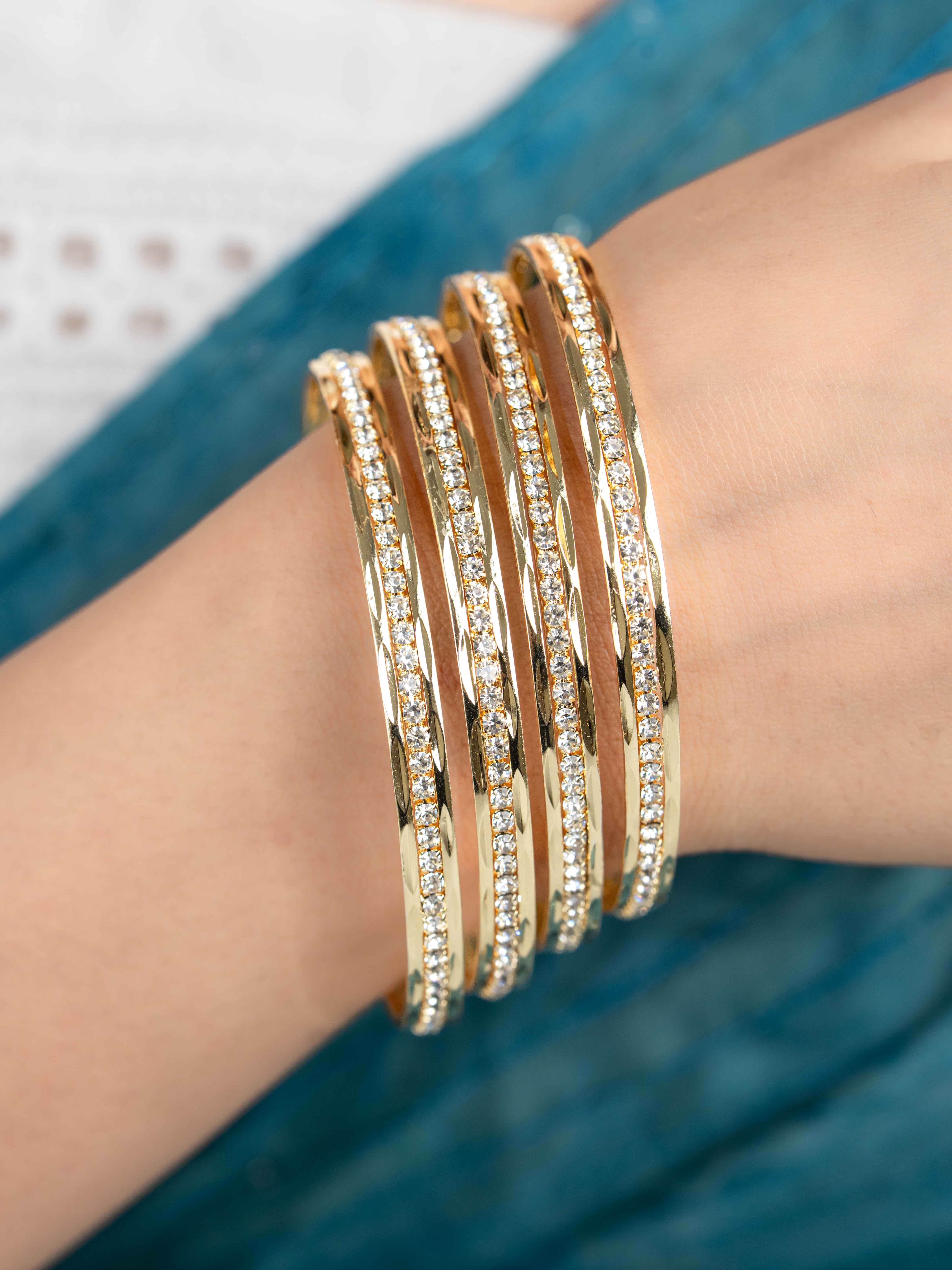 Zilora Diamond Bangle ( Set of 4)