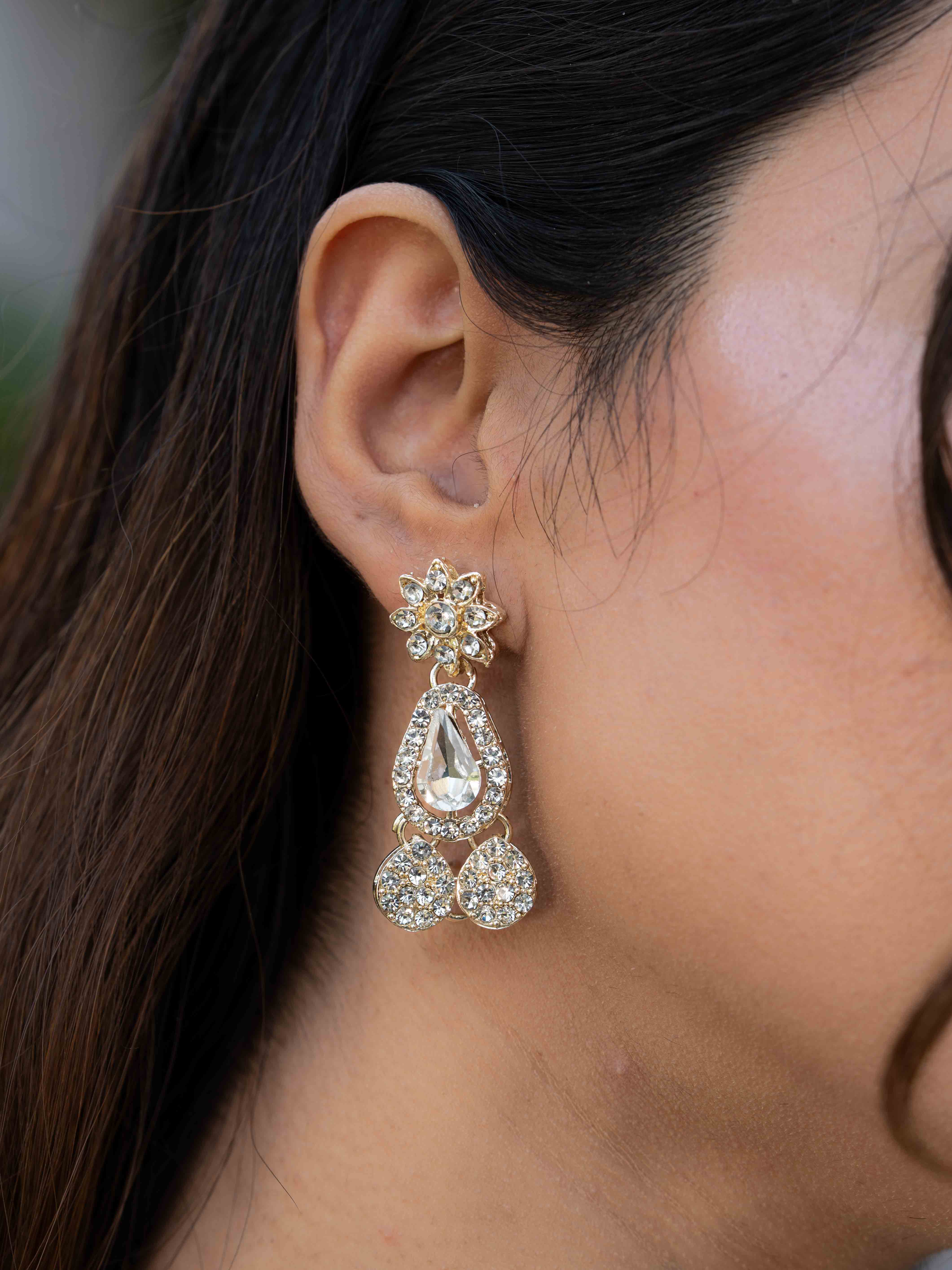 Suhira Diamond necklace set