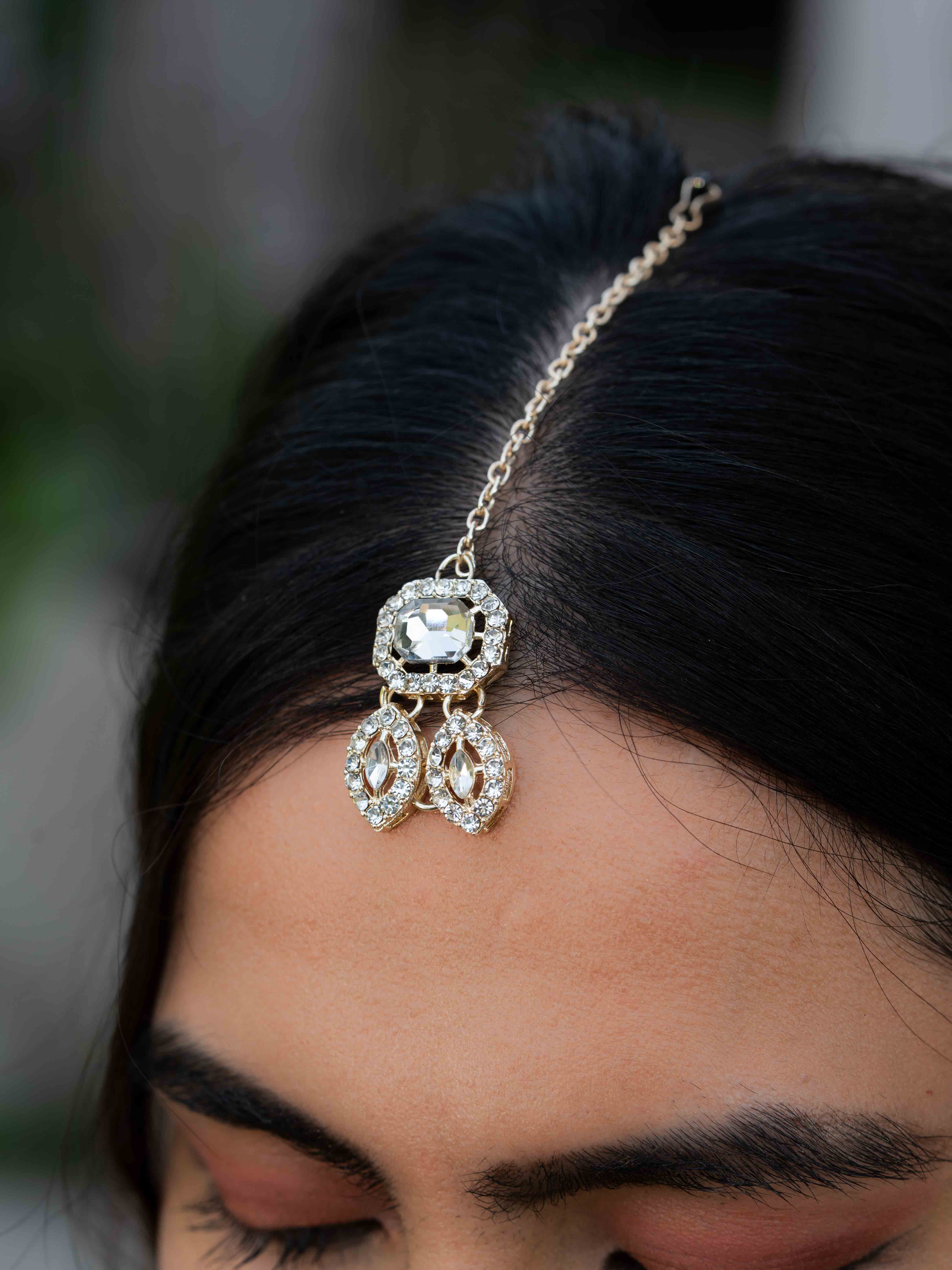 Anveera Diamond necklace set