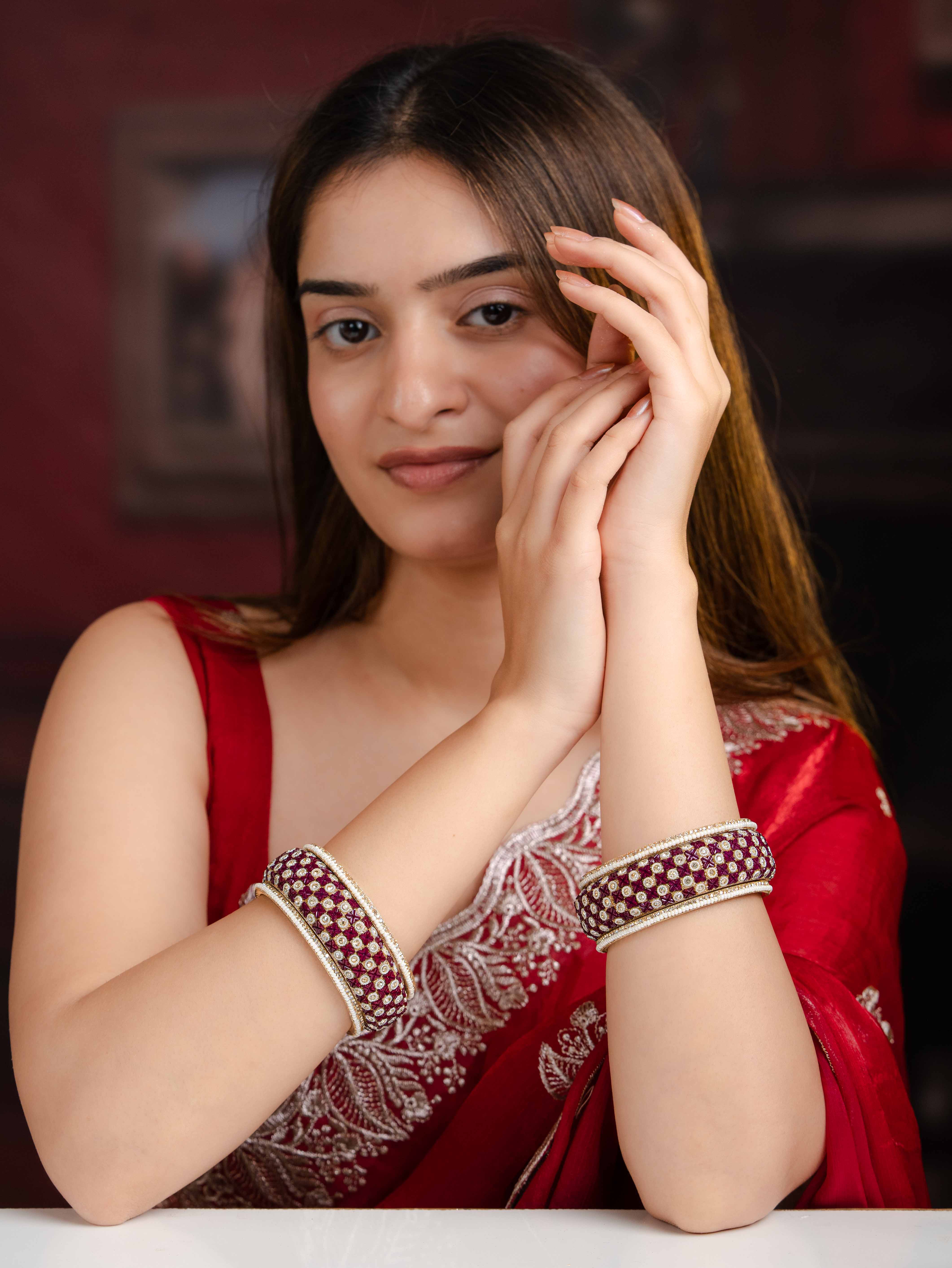 Noorvati Festive Bangles ( Set Of  6 )