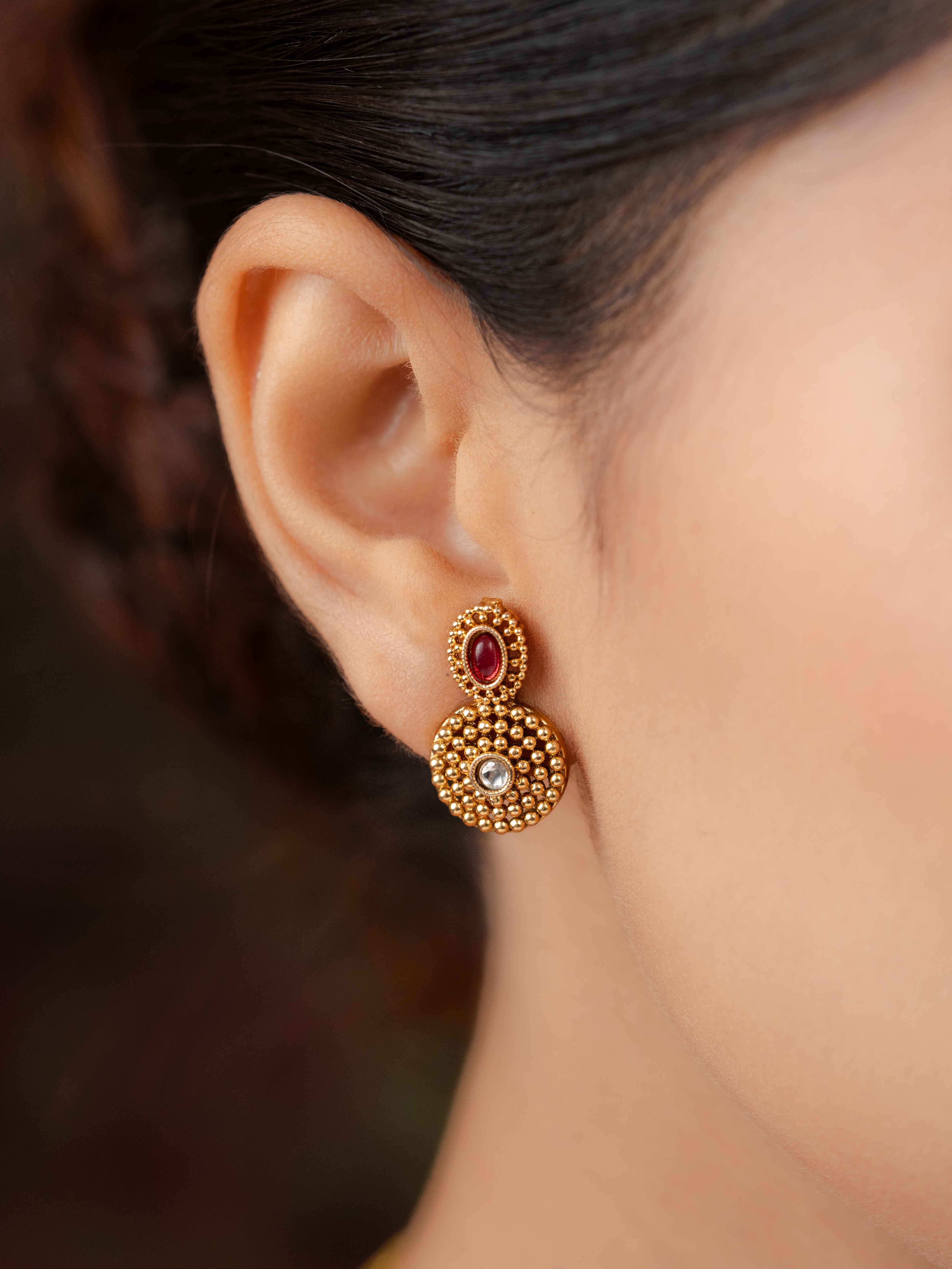 Mridula Necklace Set