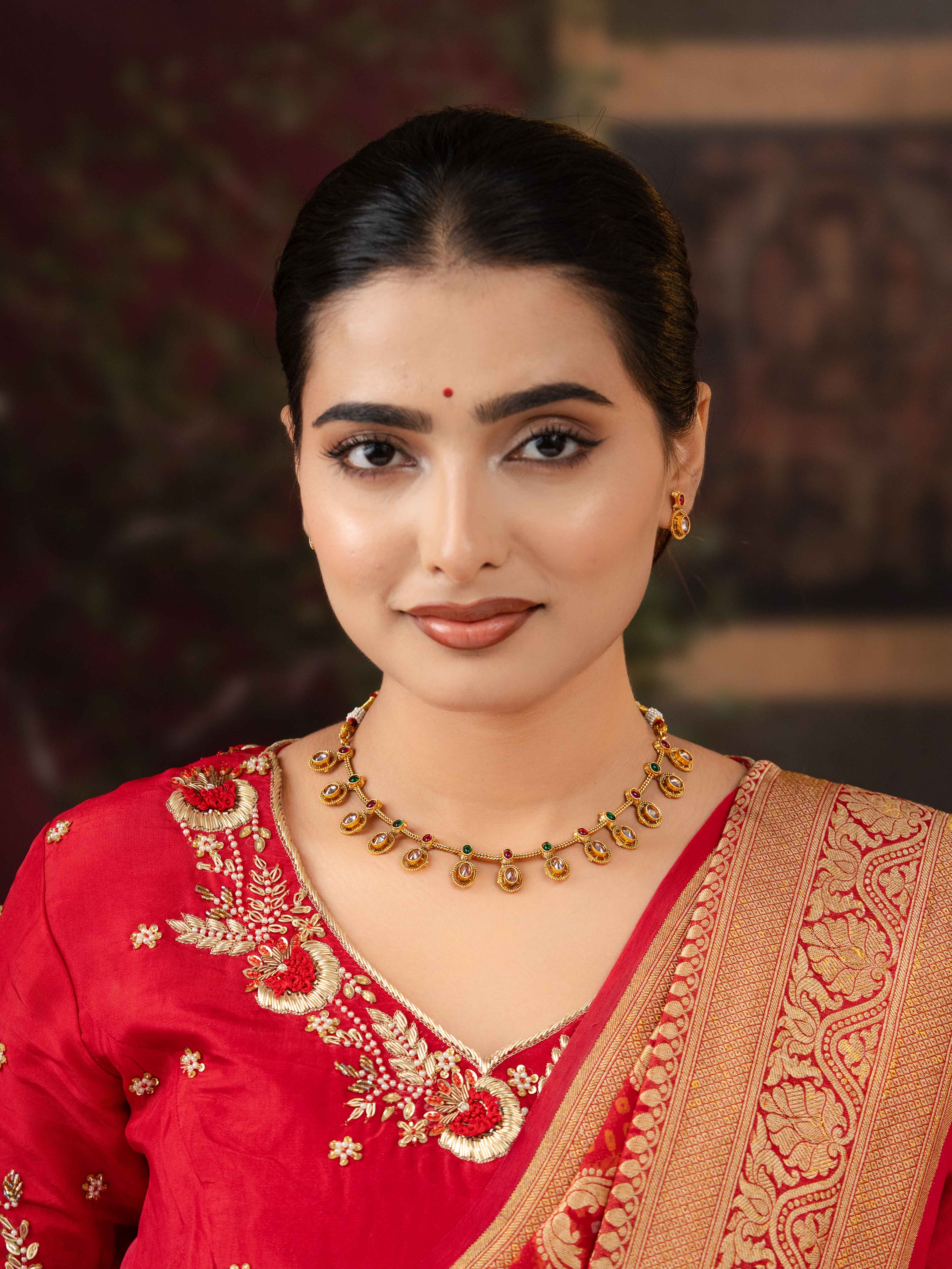 Aarivika Necklace Set
