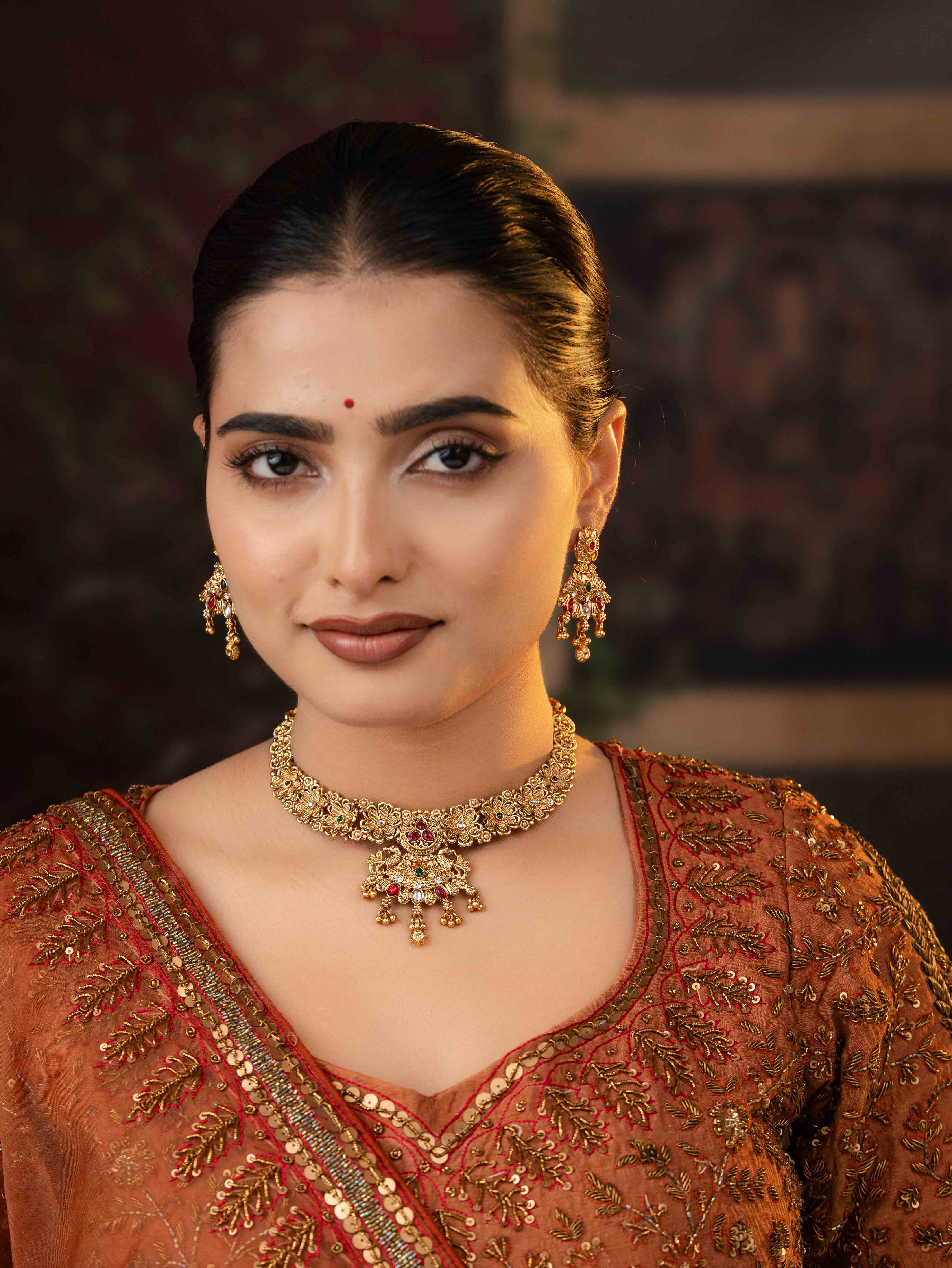 Oraya Necklace Set