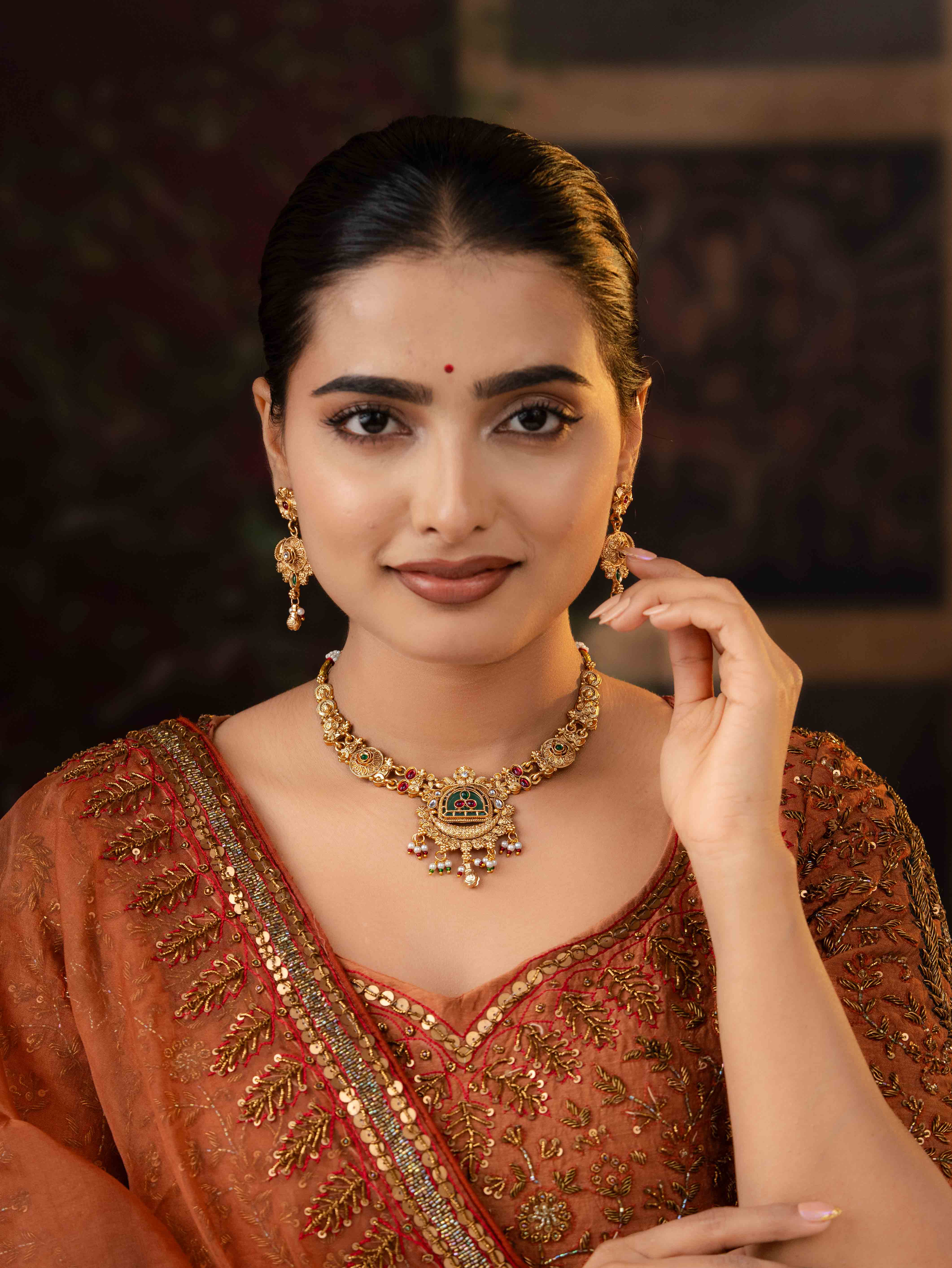 Vireesha Necklace Set