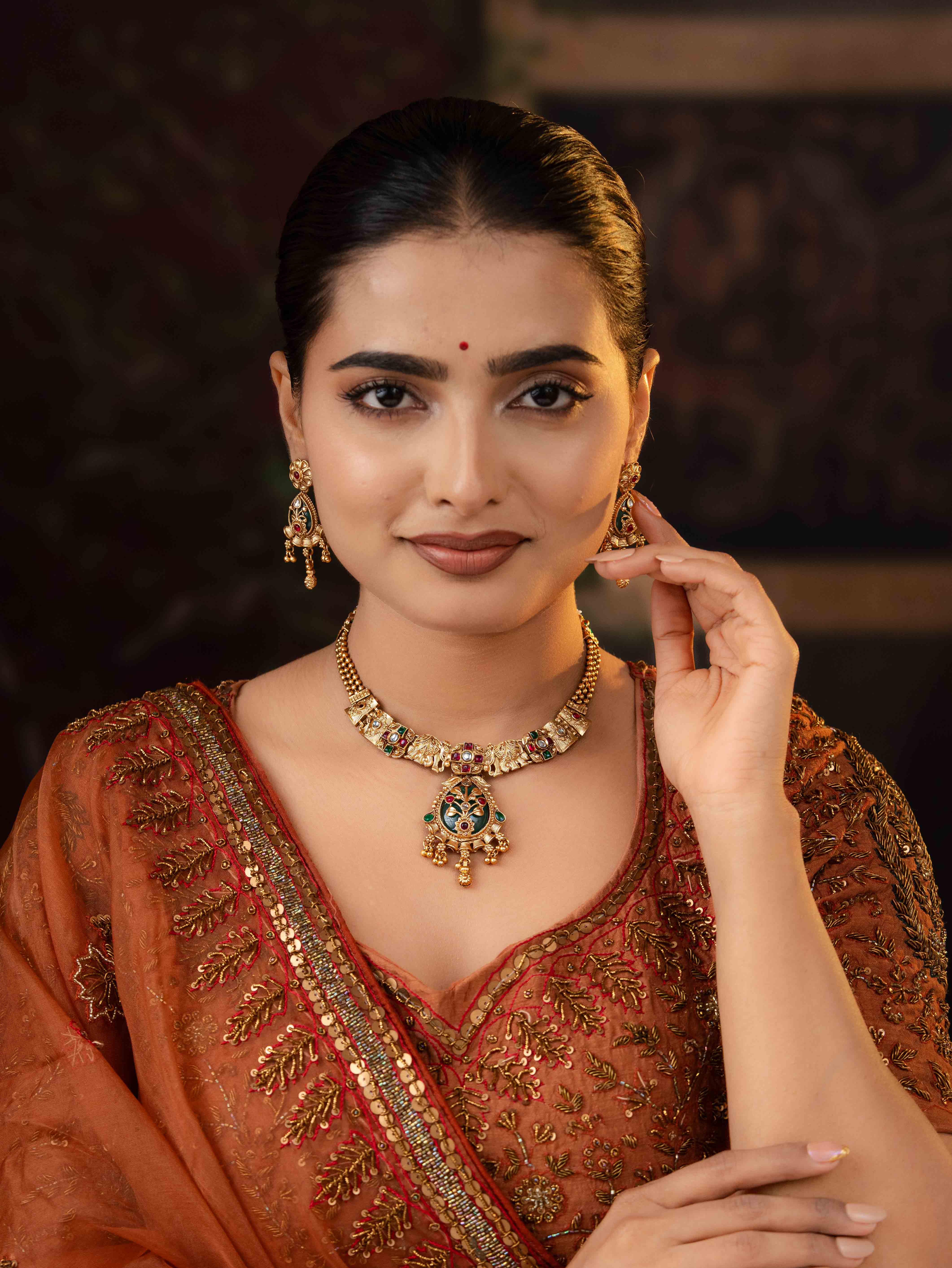 Ambika Necklace Set