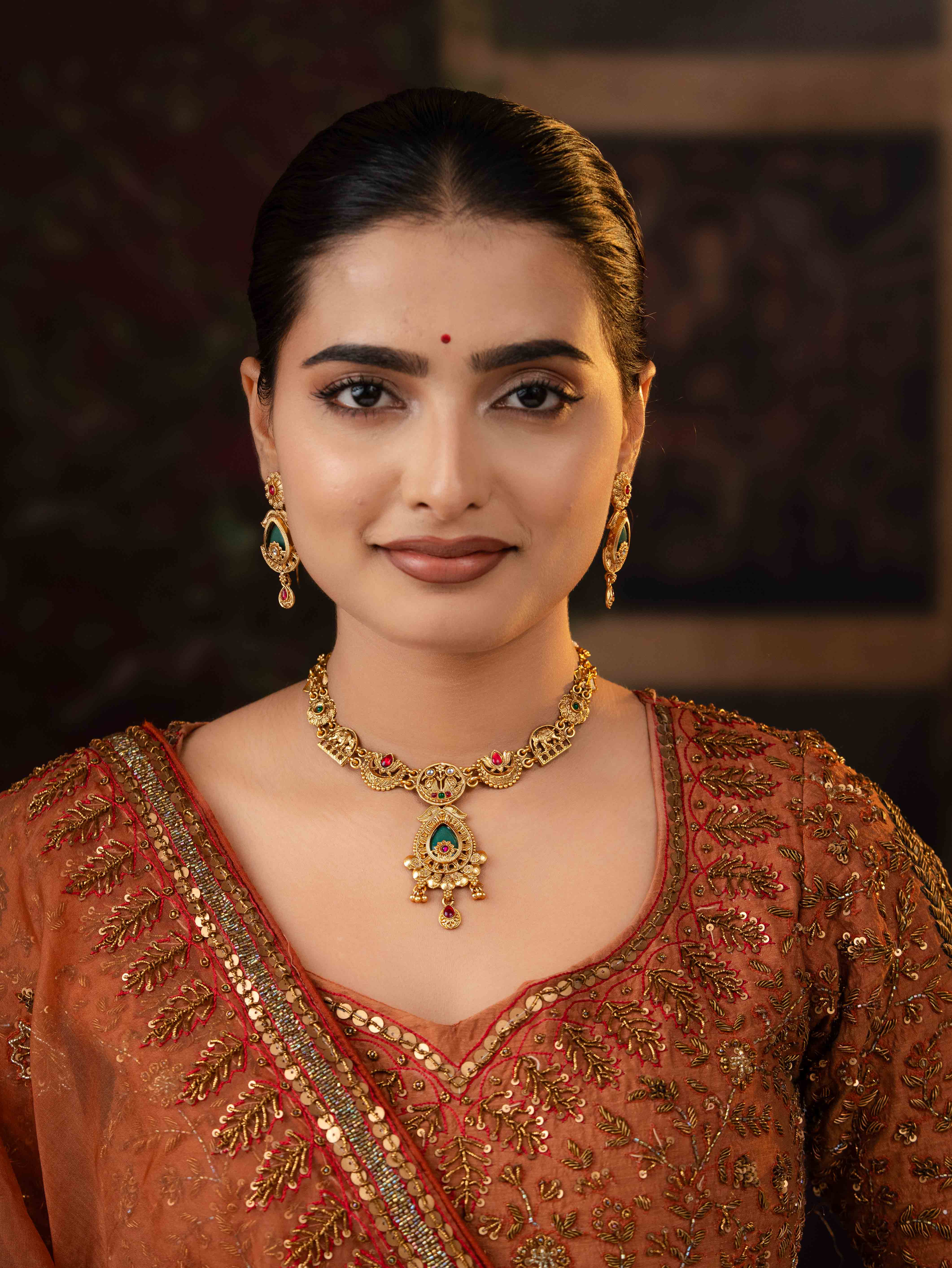 Vishruti necklace set