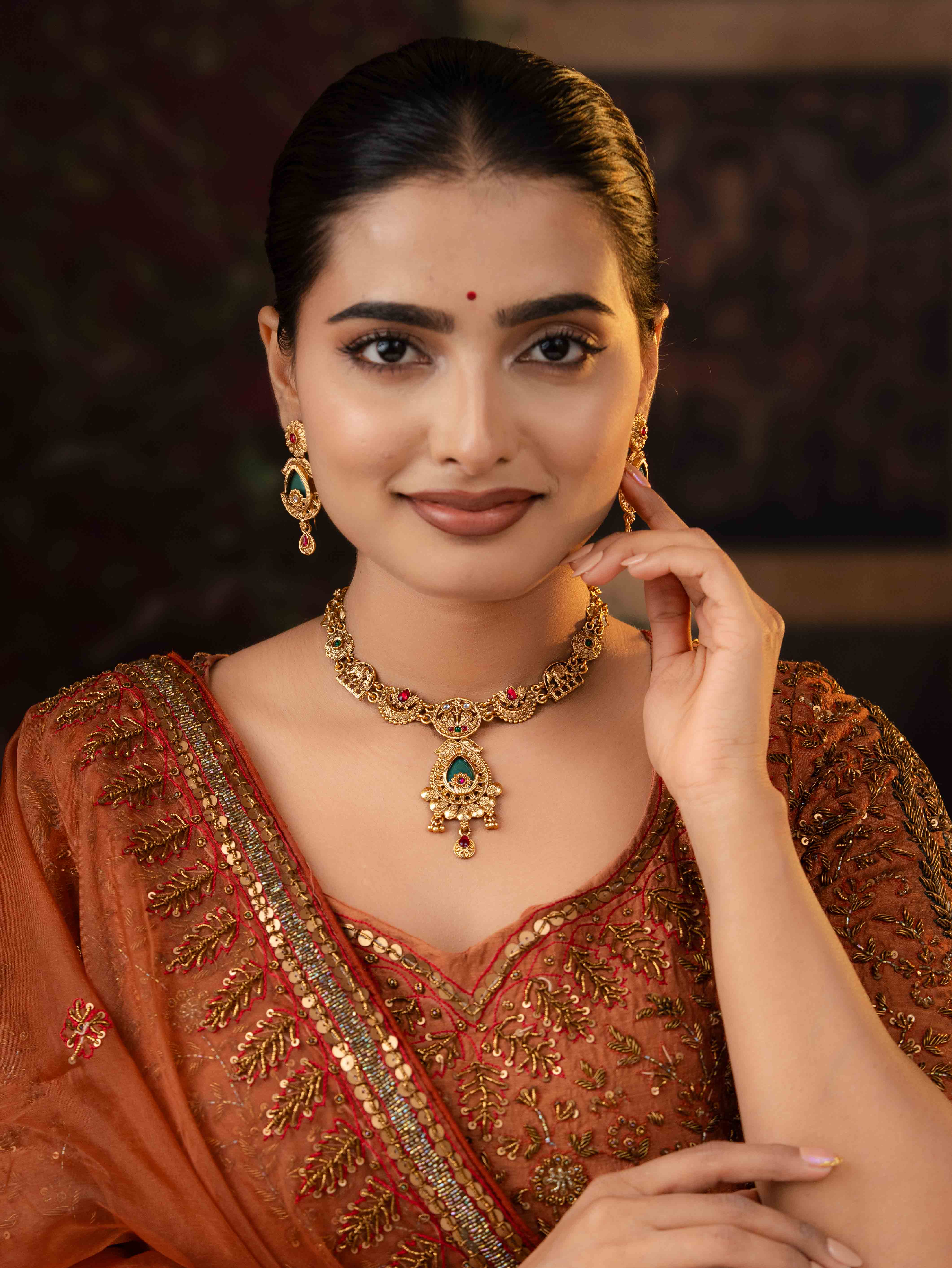 Vishruti necklace set