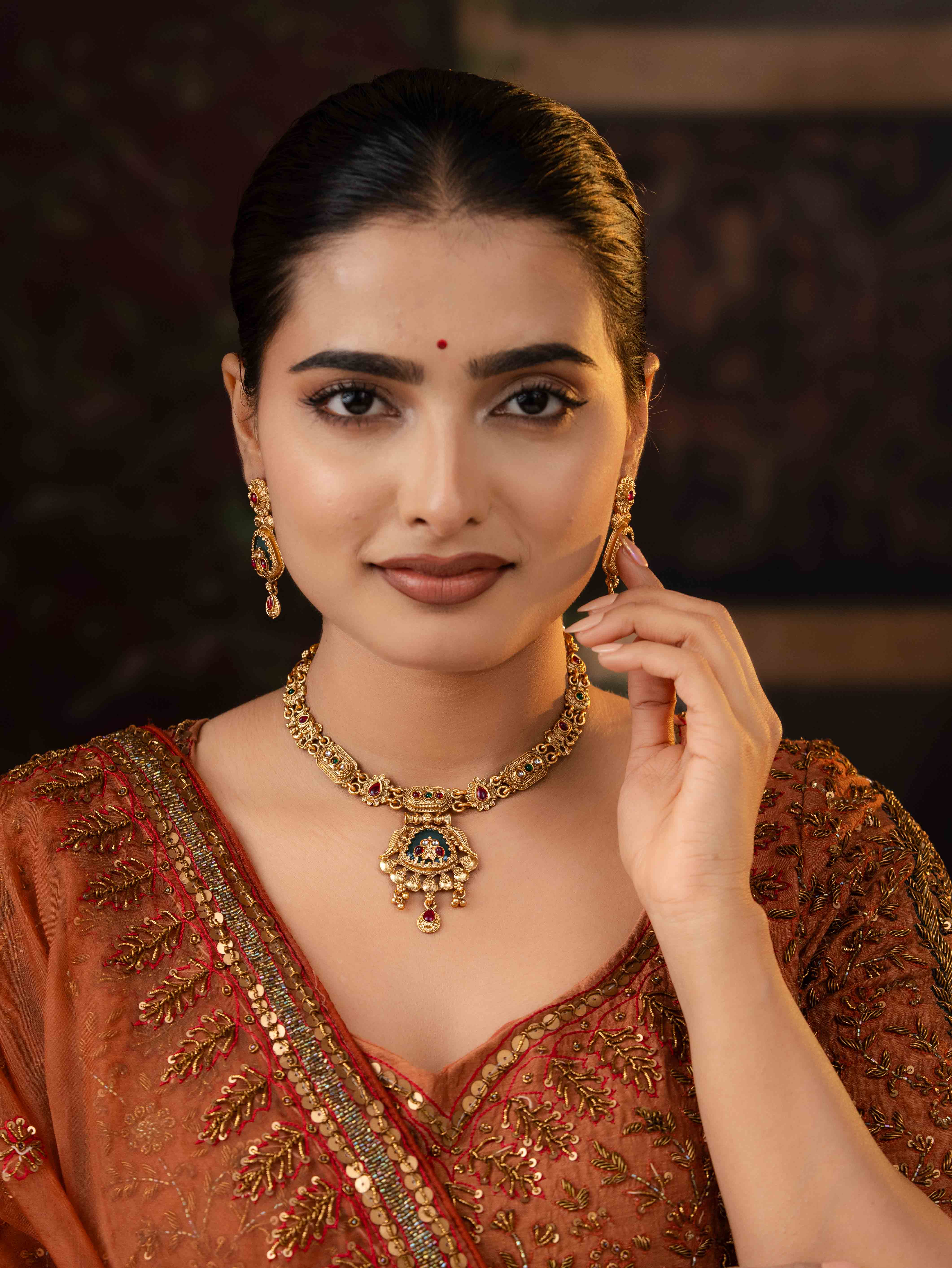 Rangtara Necklace Set