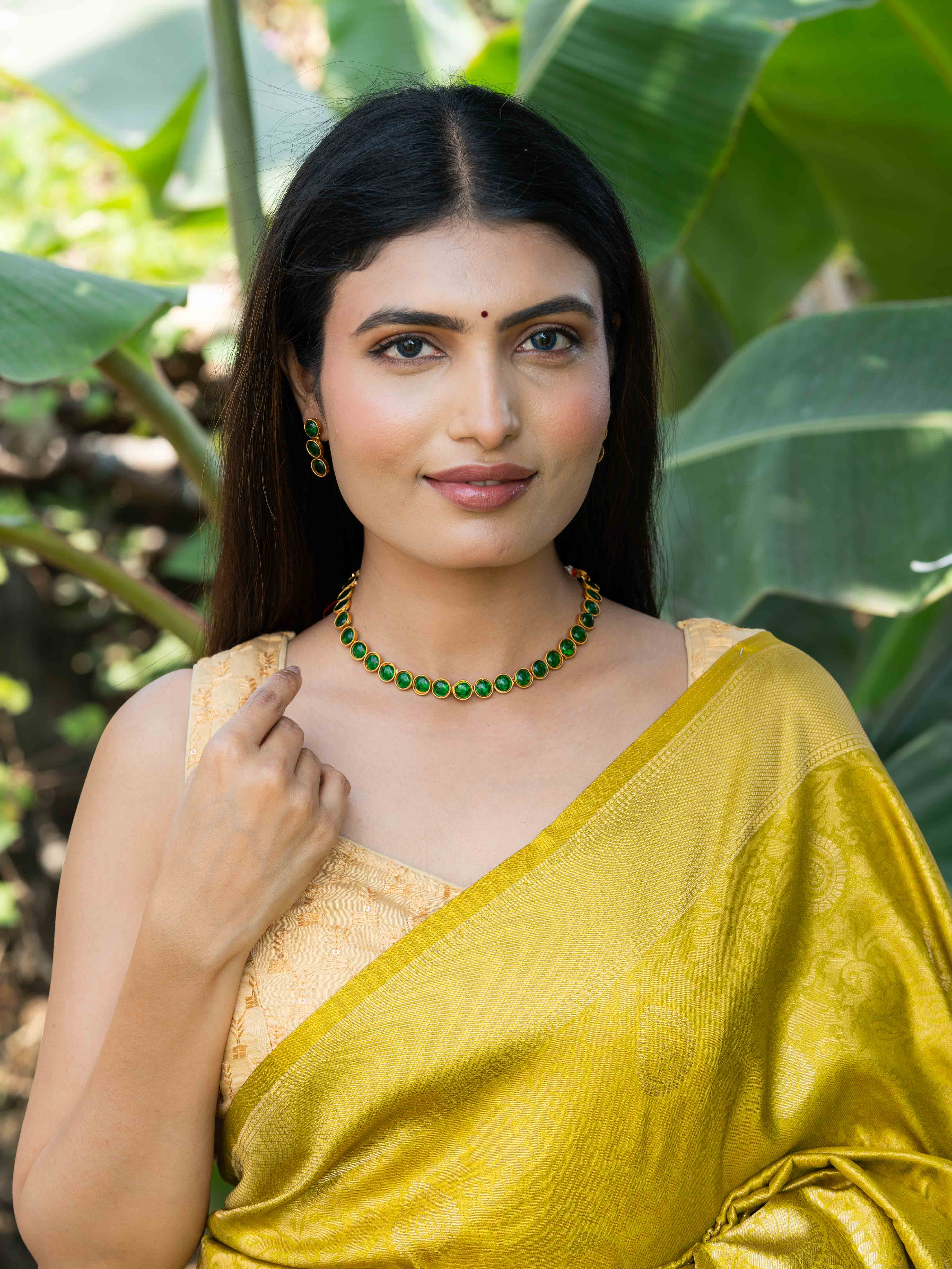 Meherika Gold look necklace Set ( Dark Green)