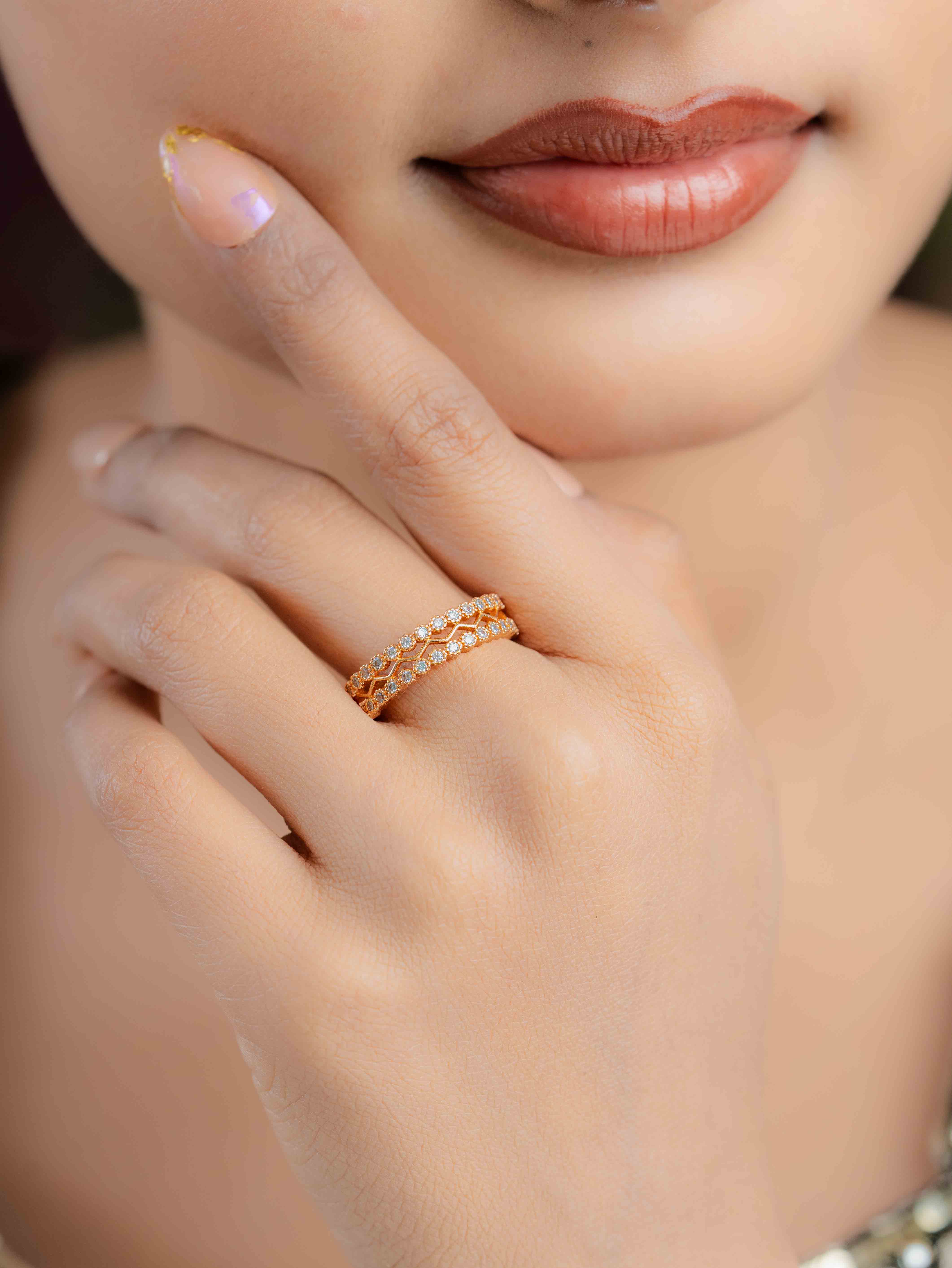 Veil Adjustable Ring