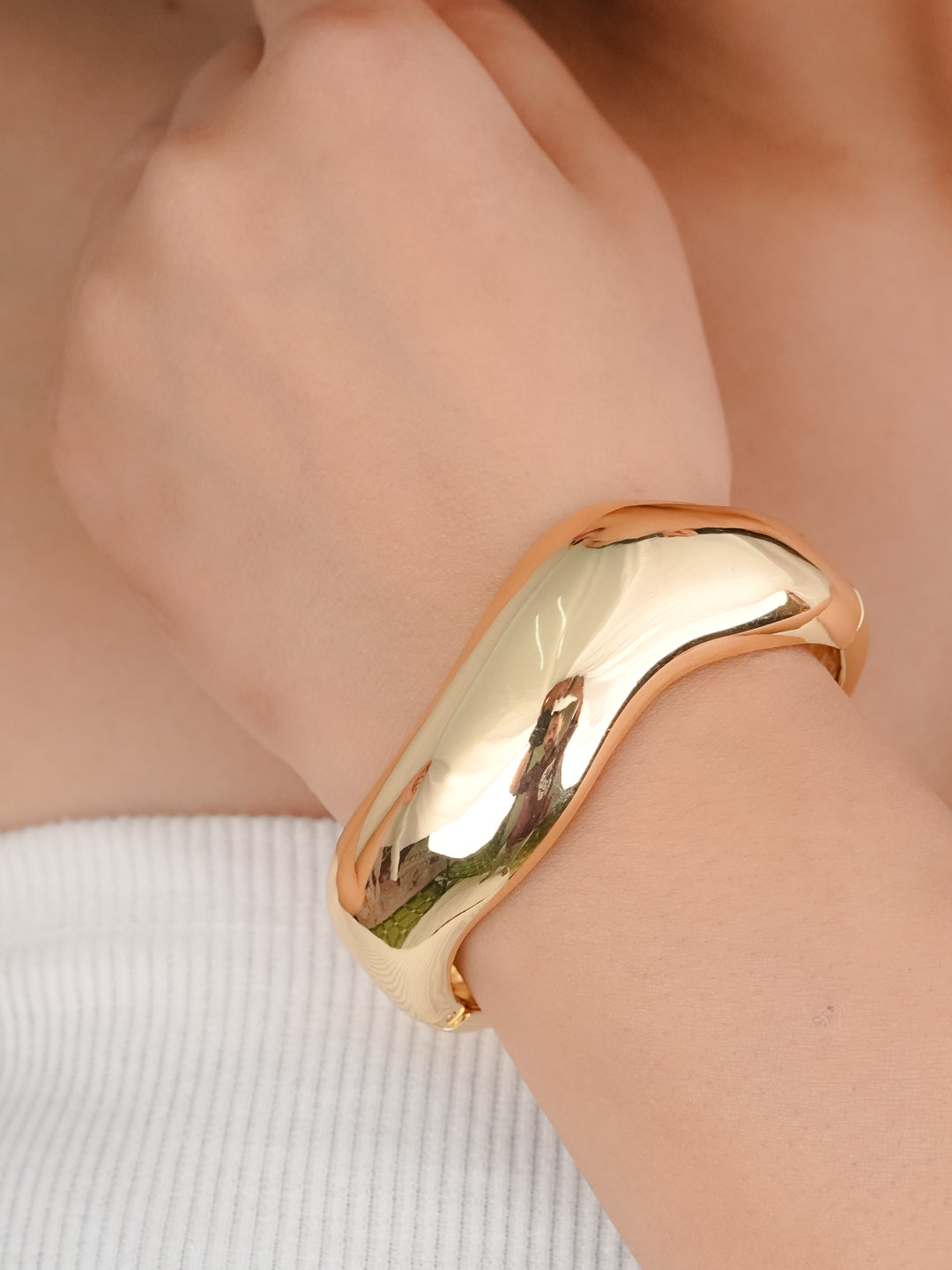 Forster Gold Bracelet.  (18K Gold Plated)