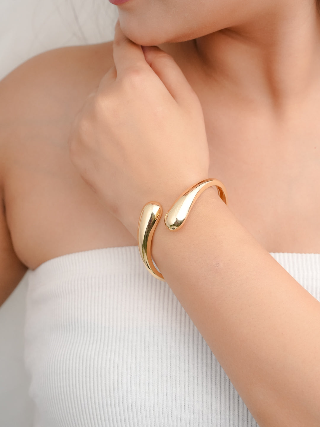 Renmark Bracelet.   (18K Gold Plated)