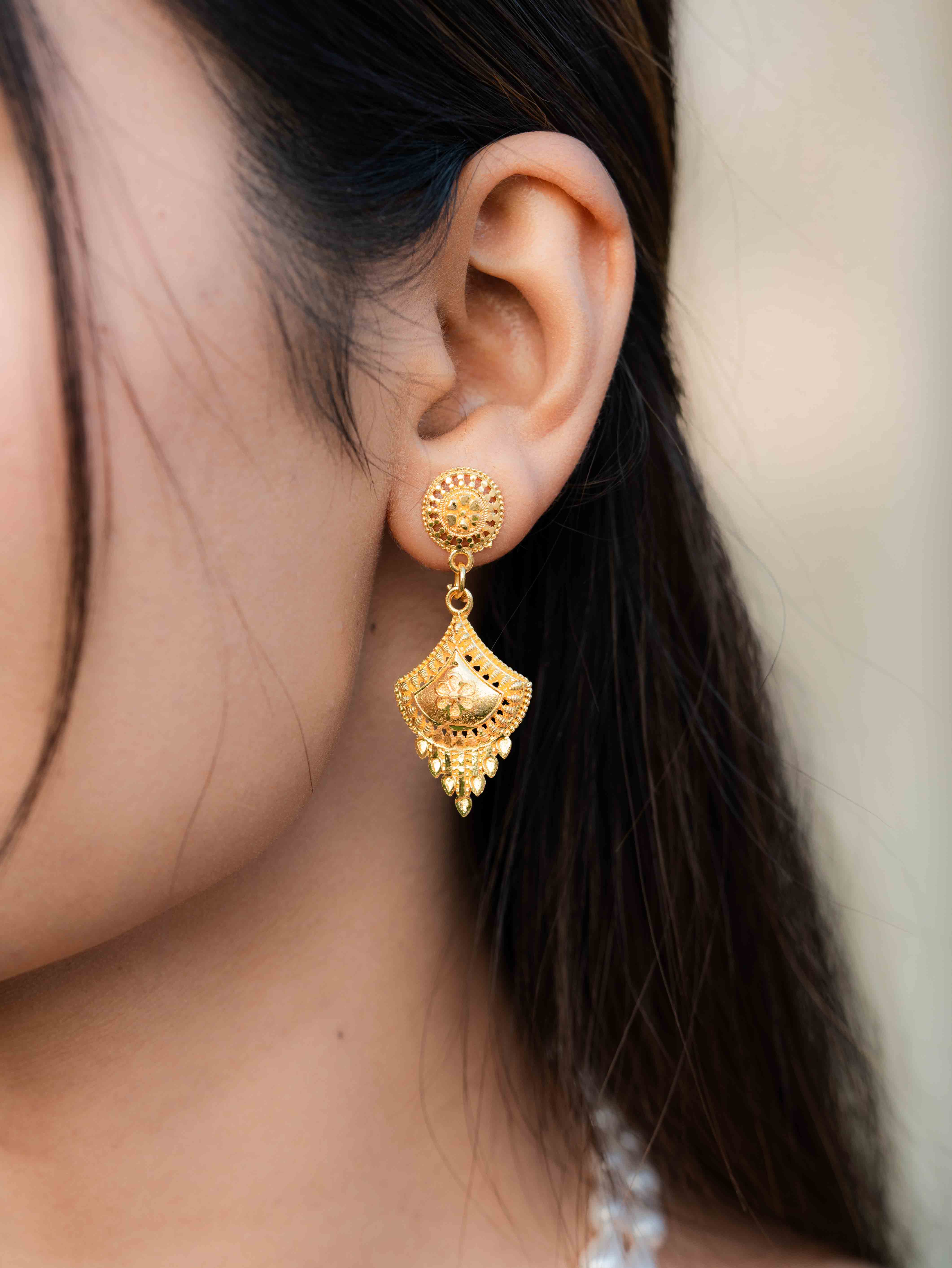 Triveni Long Gold Necklace set