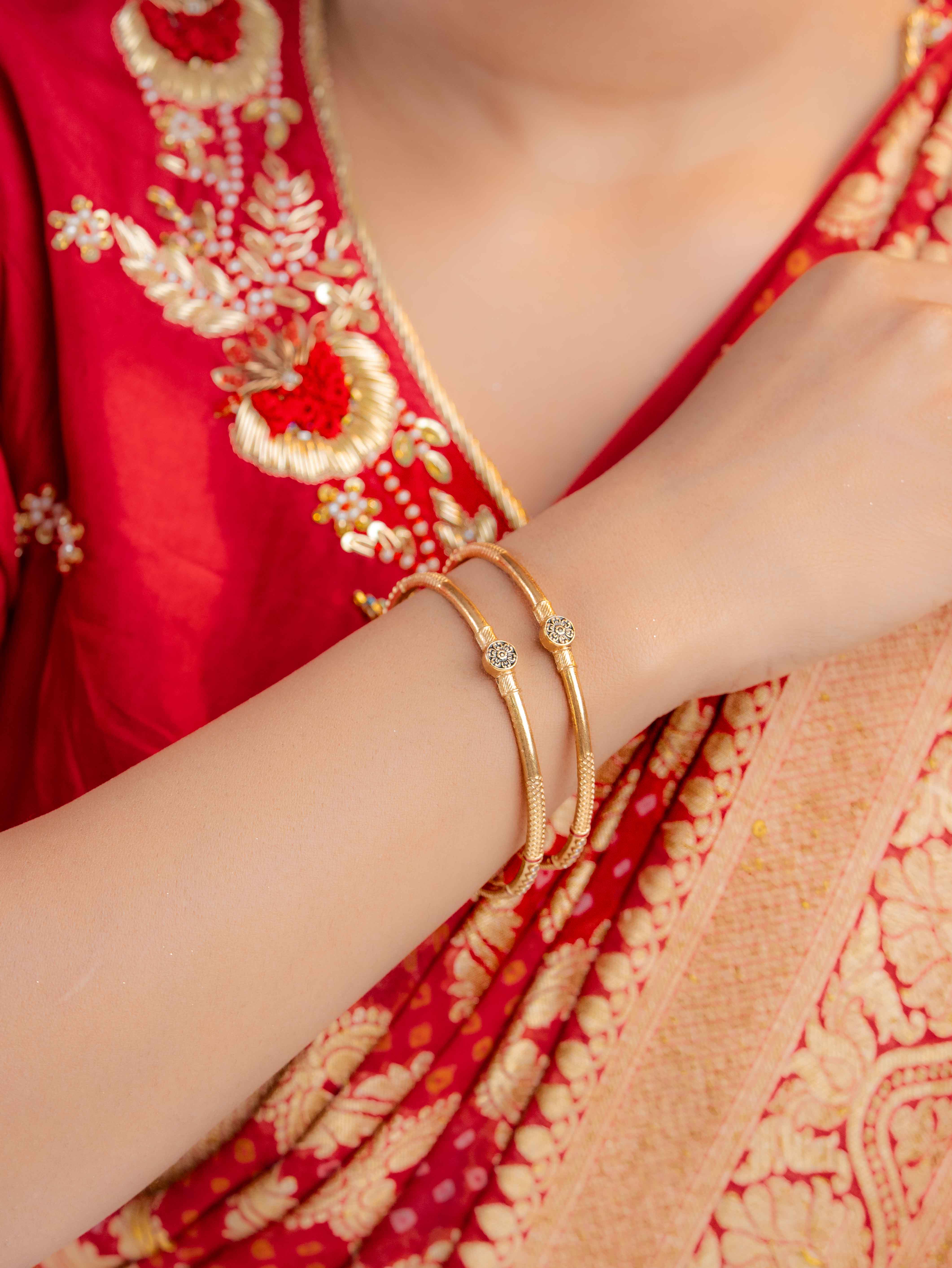 Ishani Bangle ( Set of 2)