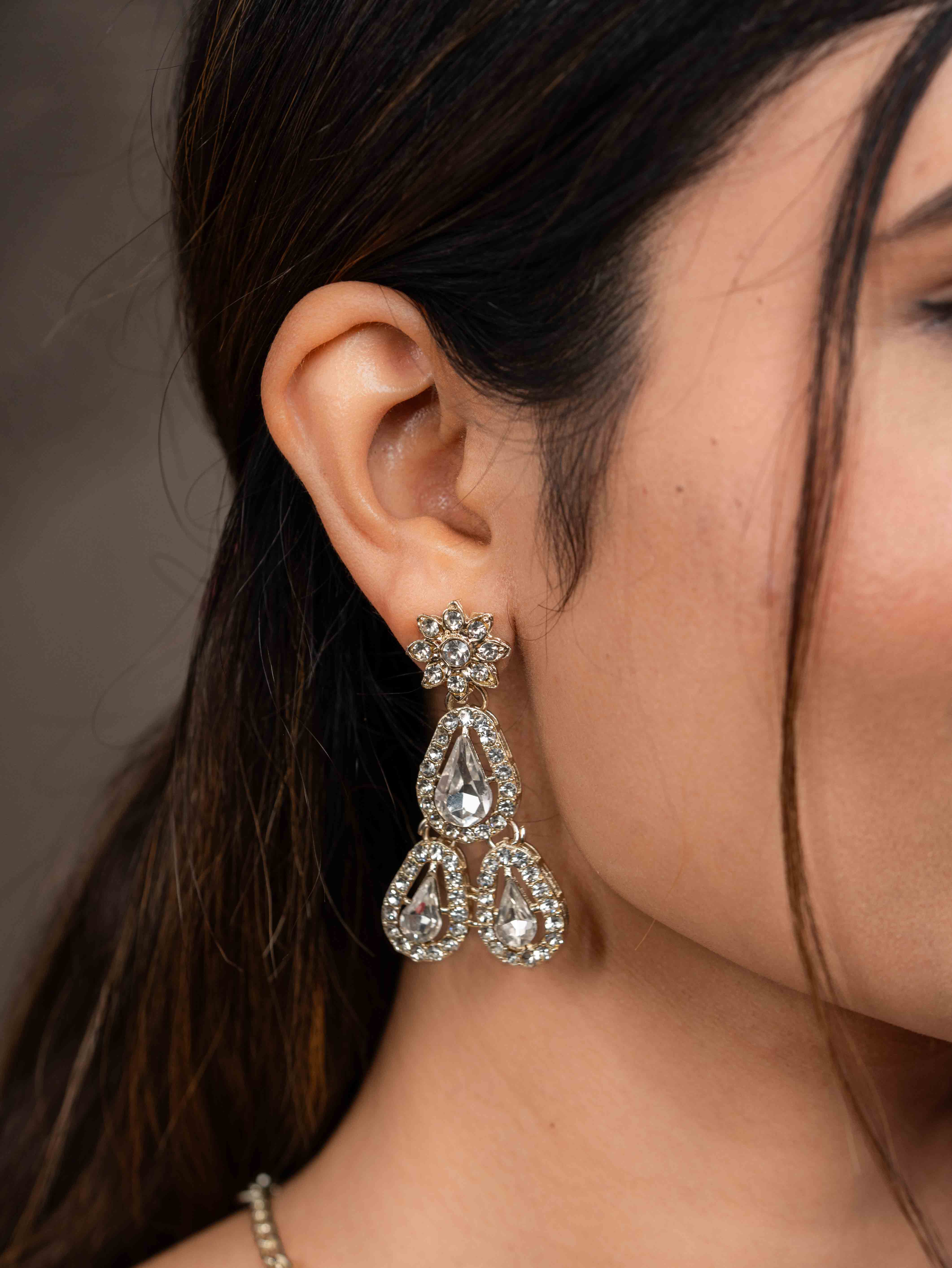 Heervika Diamond necklace set
