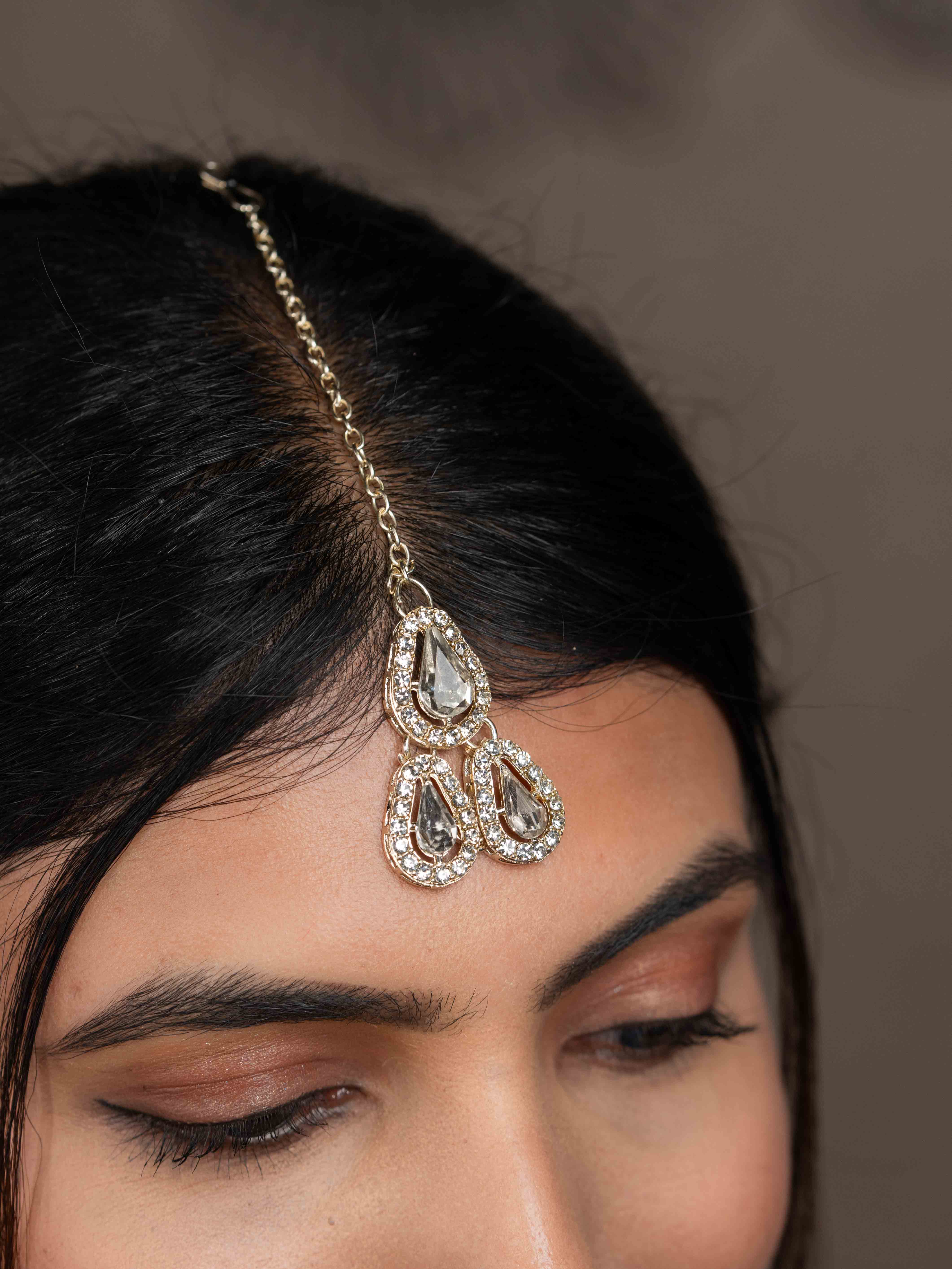 Heervika Diamond necklace set