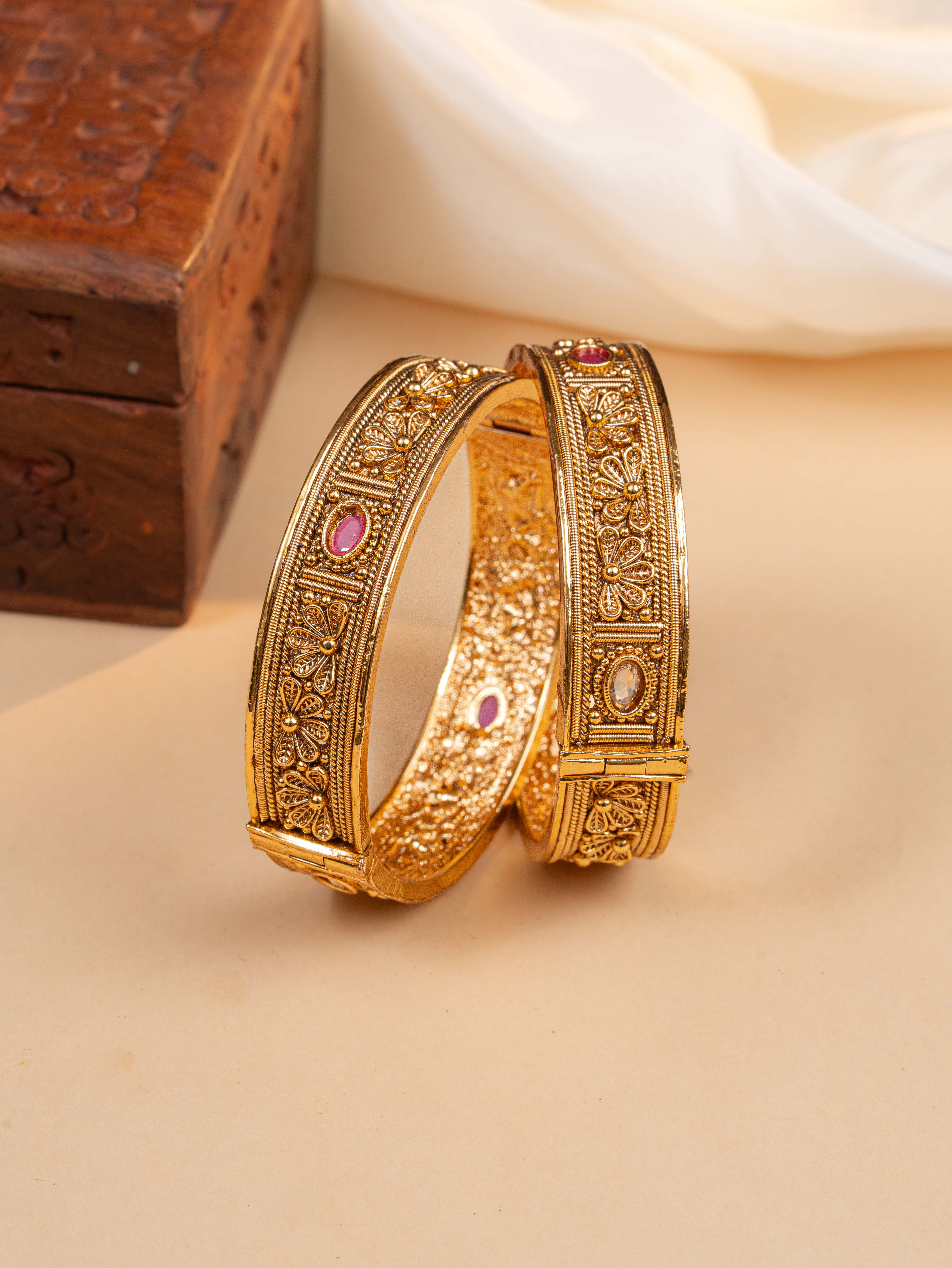 Rajtilak bangle ( Set Of 2 )