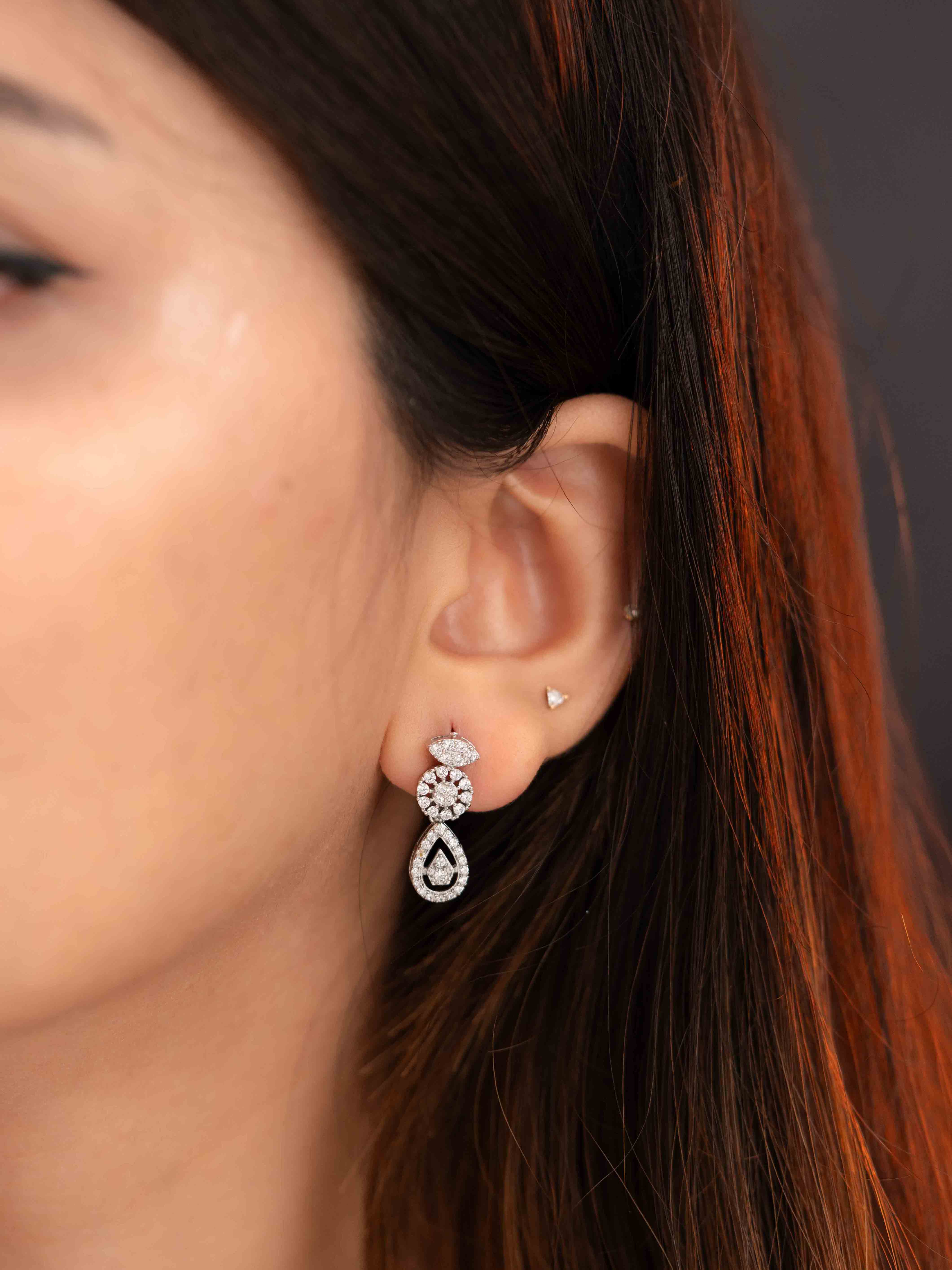 Glow Silver Necklace Set