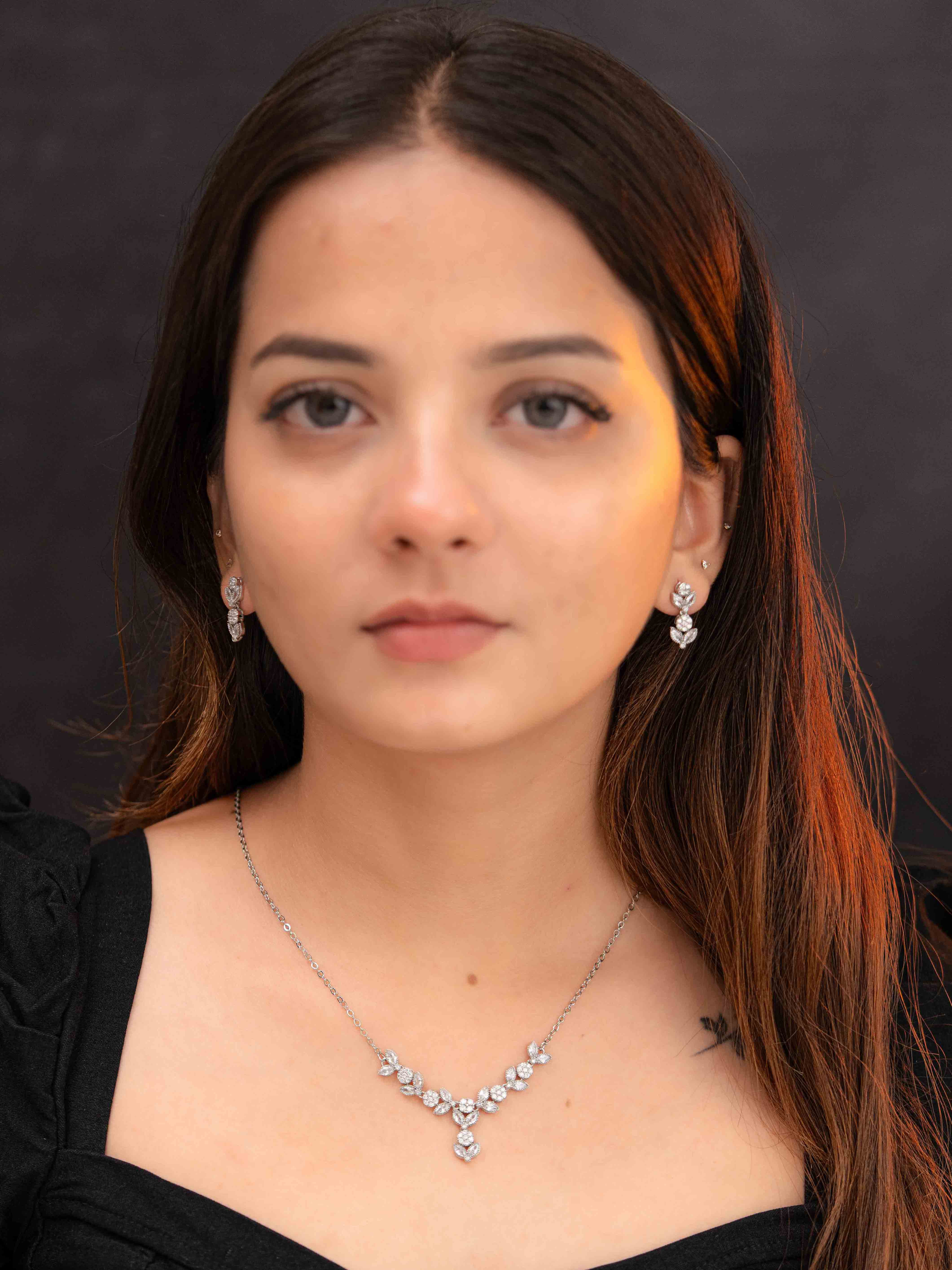 Charm Silver Necklace Set