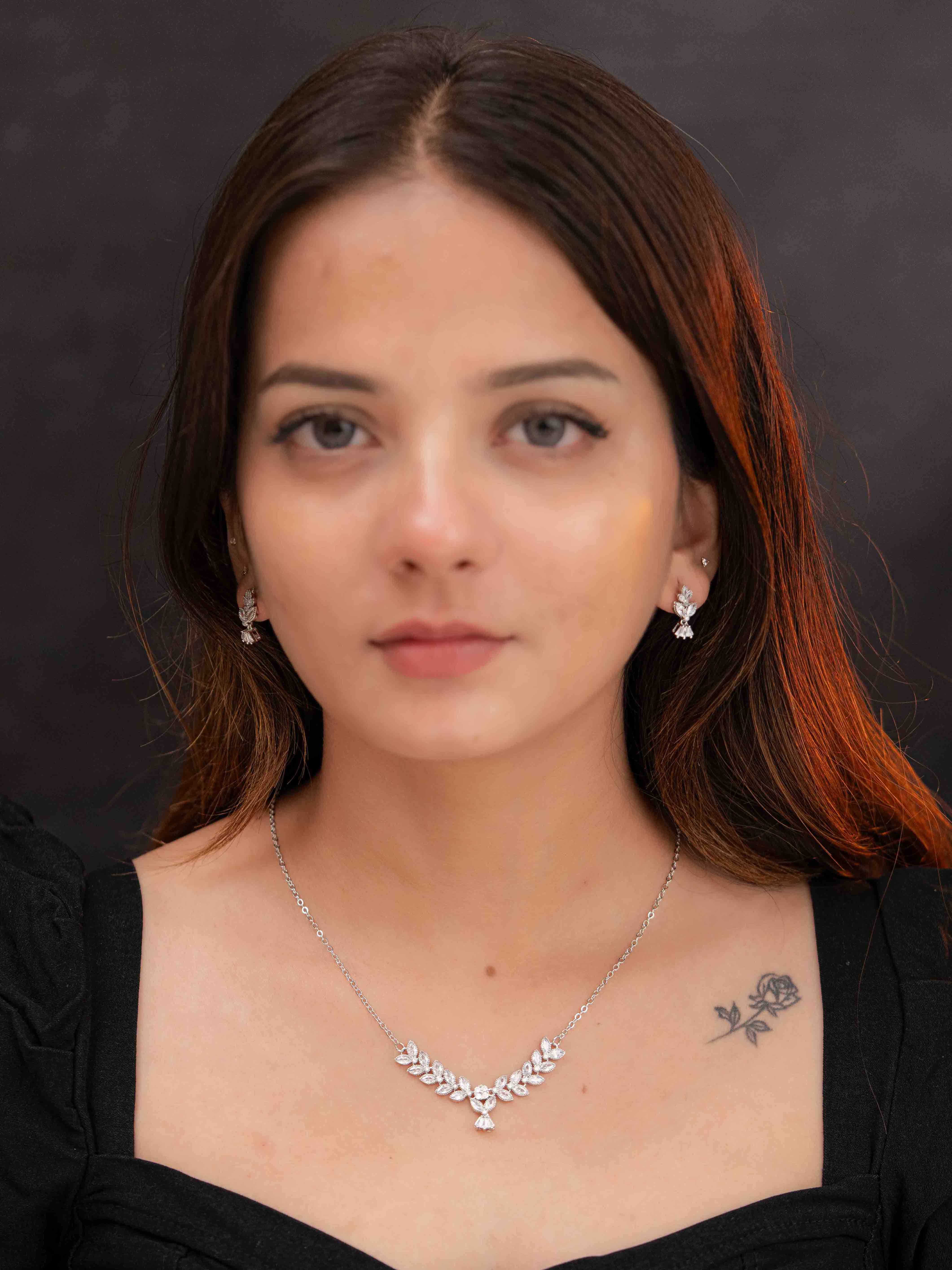 Aura Silver Necklace Set