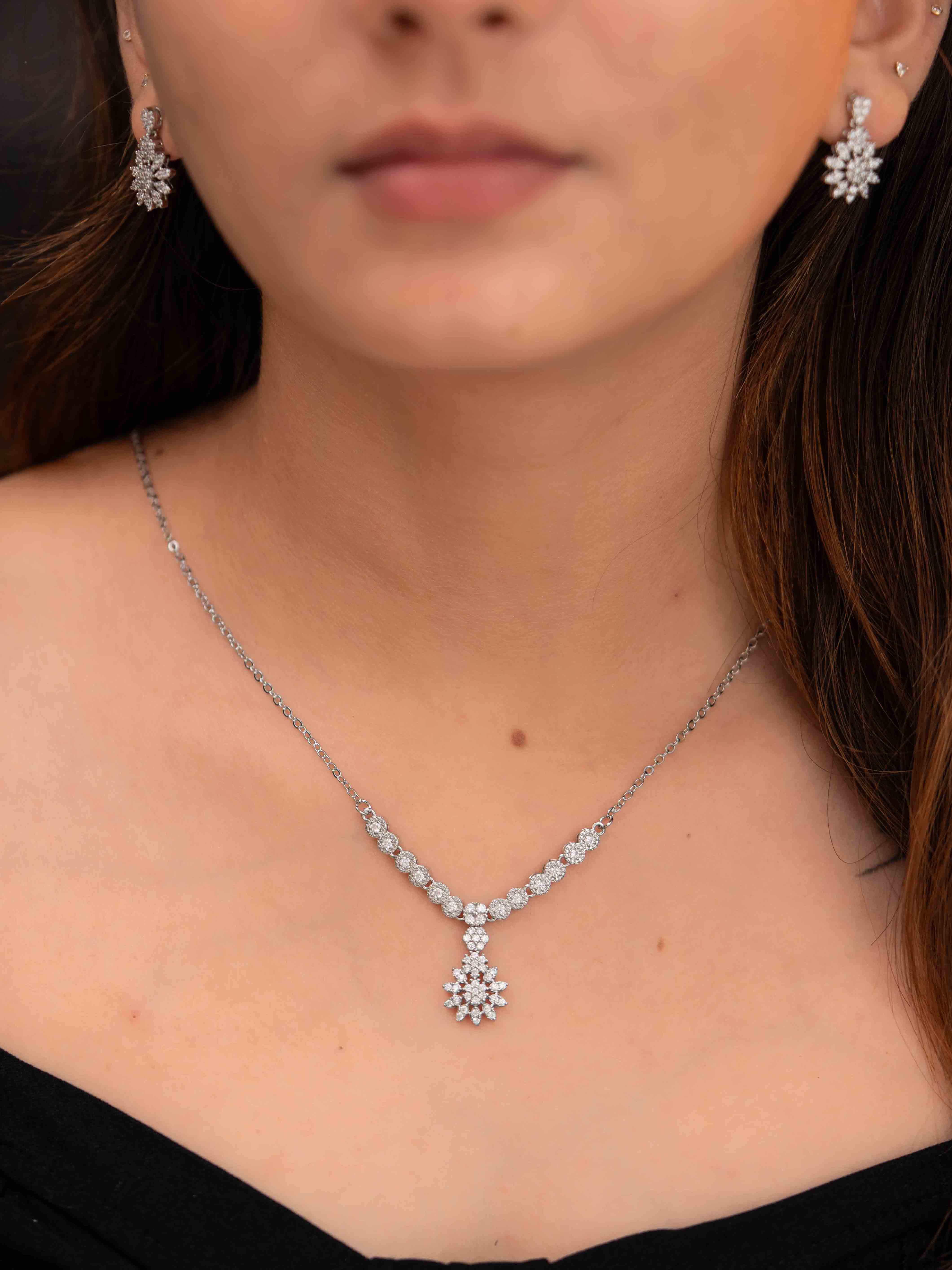 Grace Silver Necklace Set