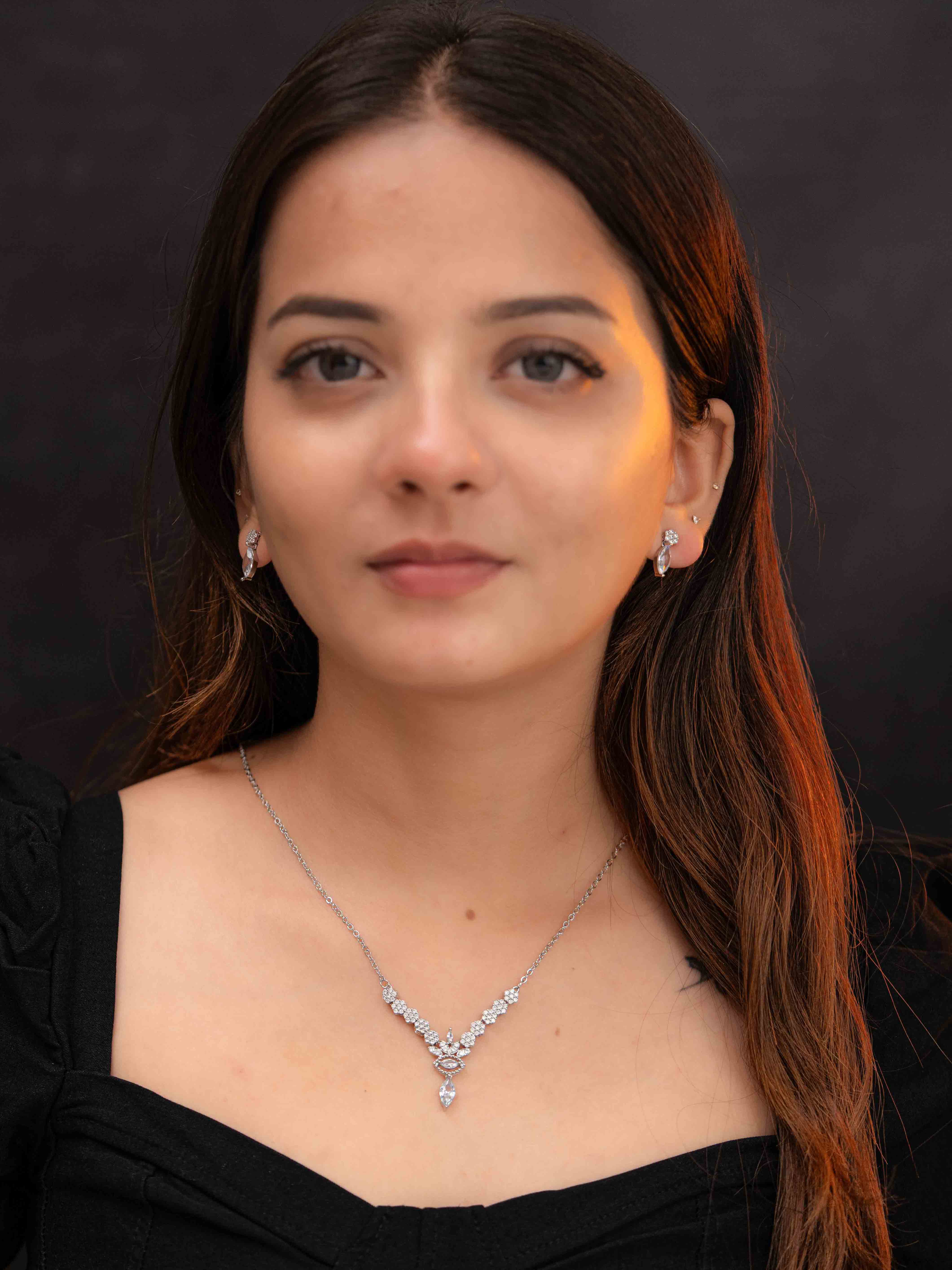 Shine Silver Necklace Set