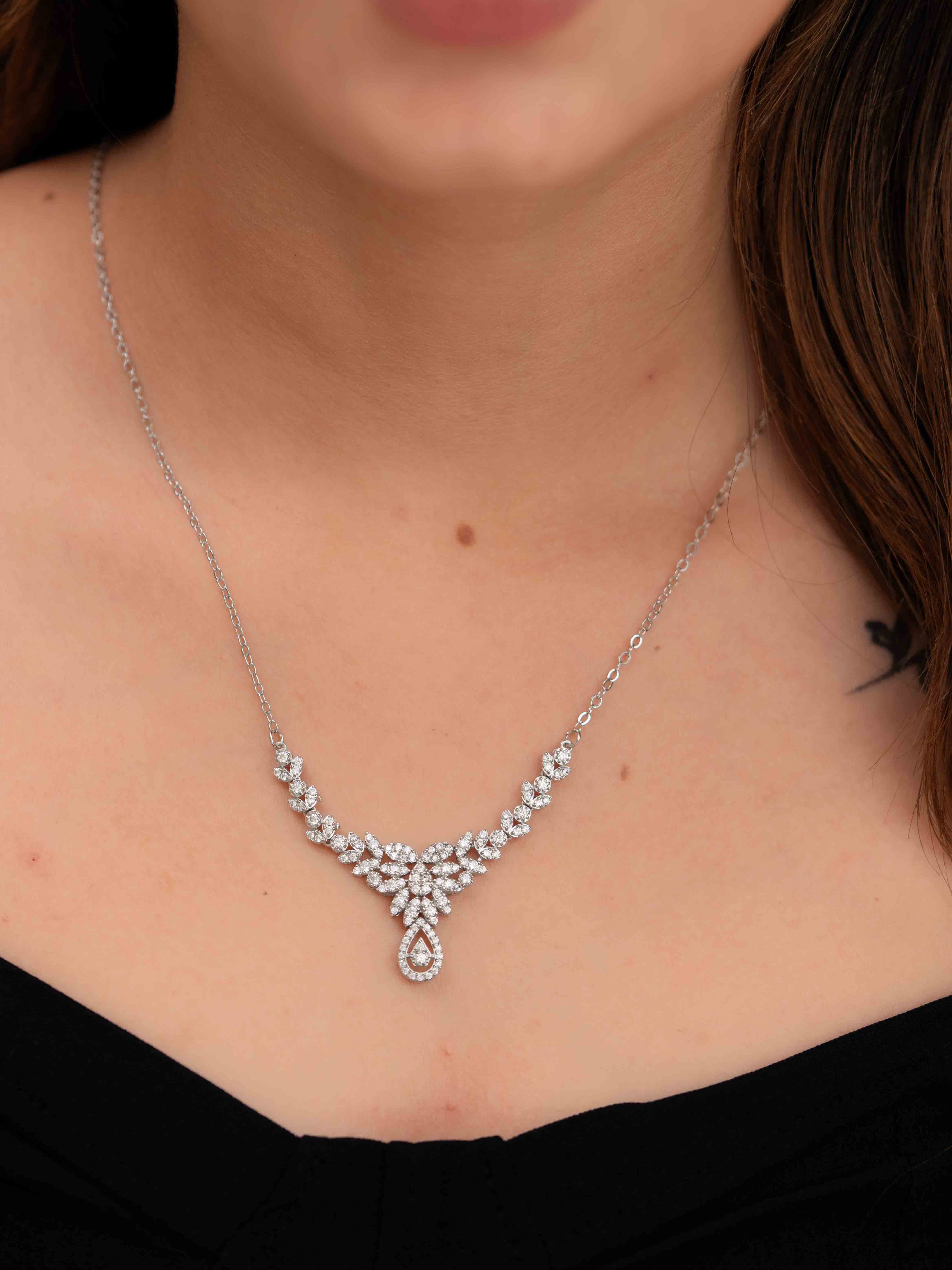 Ishita Silver Necklace Set