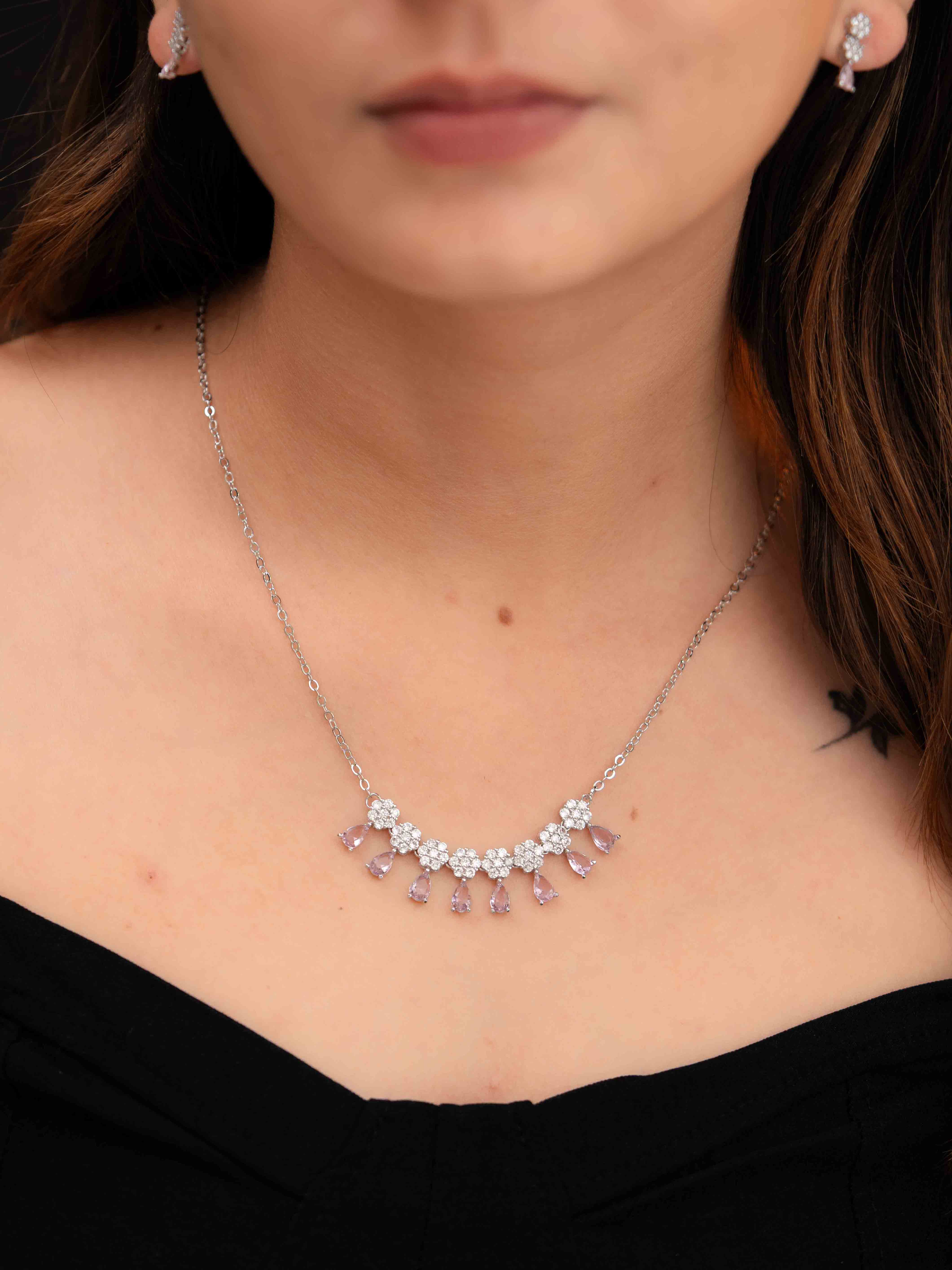 Densi Silver Necklace Set