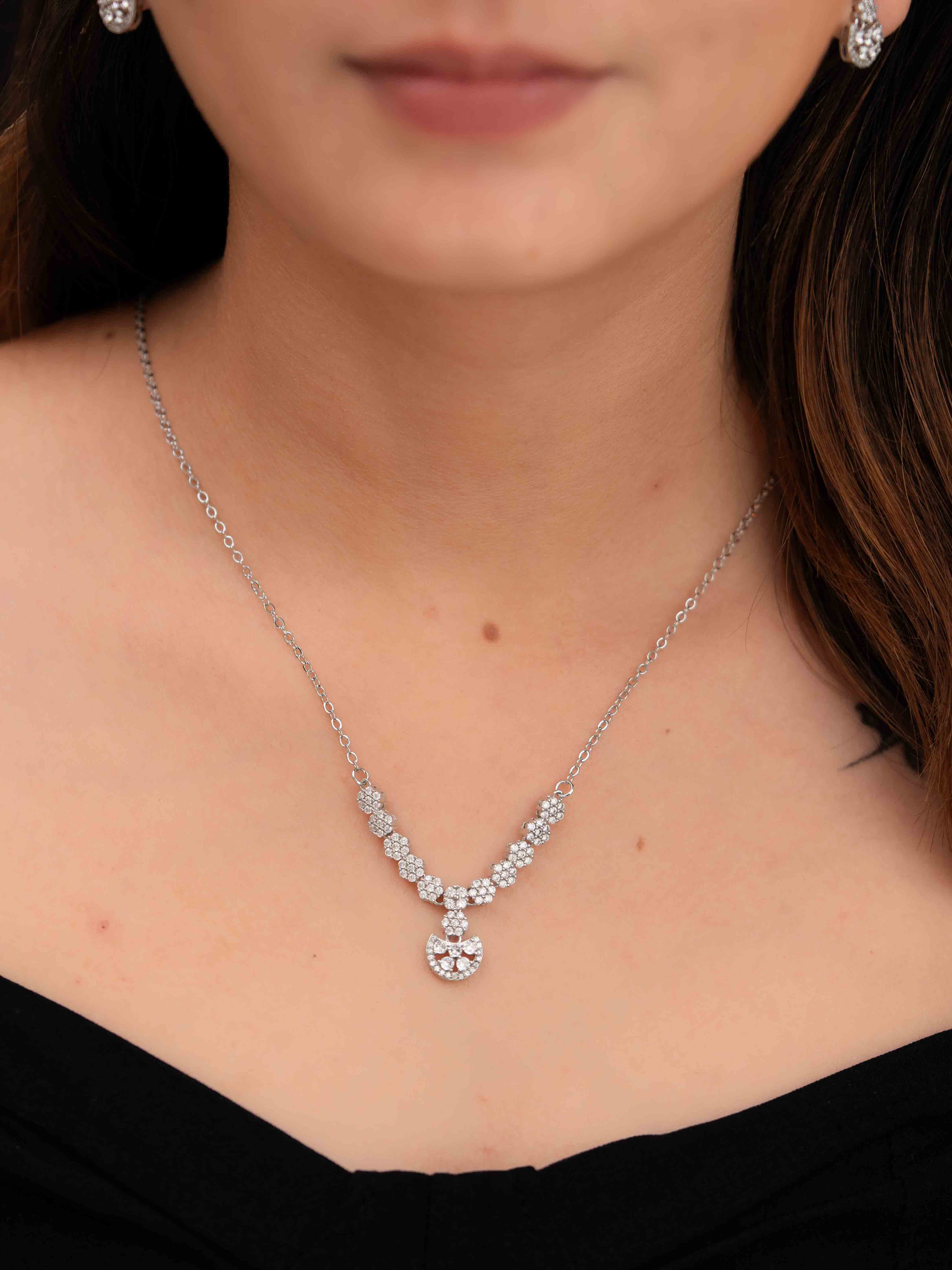 Shruti Silver Necklace Set